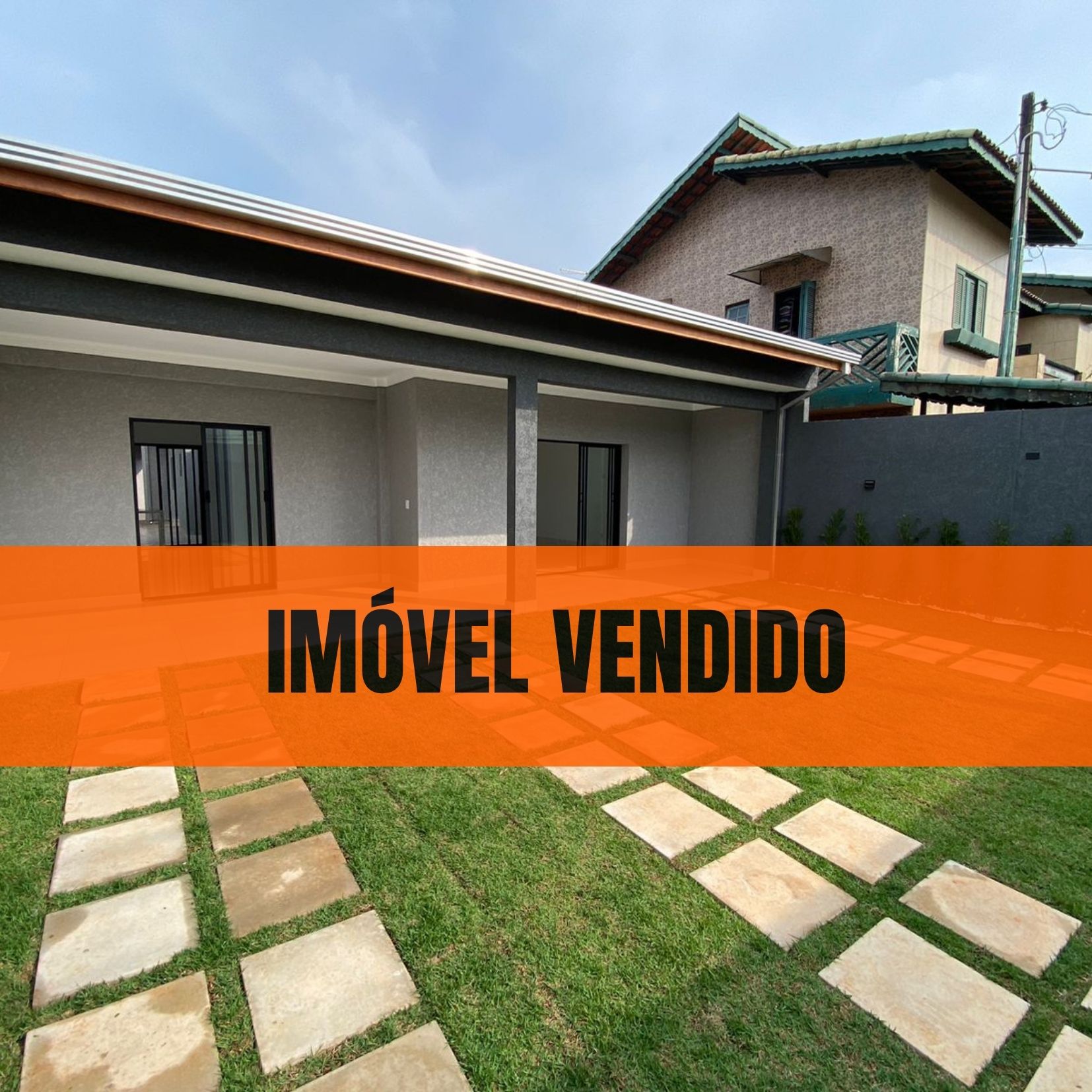CASA DE ALTO PADRÃO NO BAIRRO SUARÃO - LADO PRAIA À 250 M DO MAR - ITANHAÉM/SP