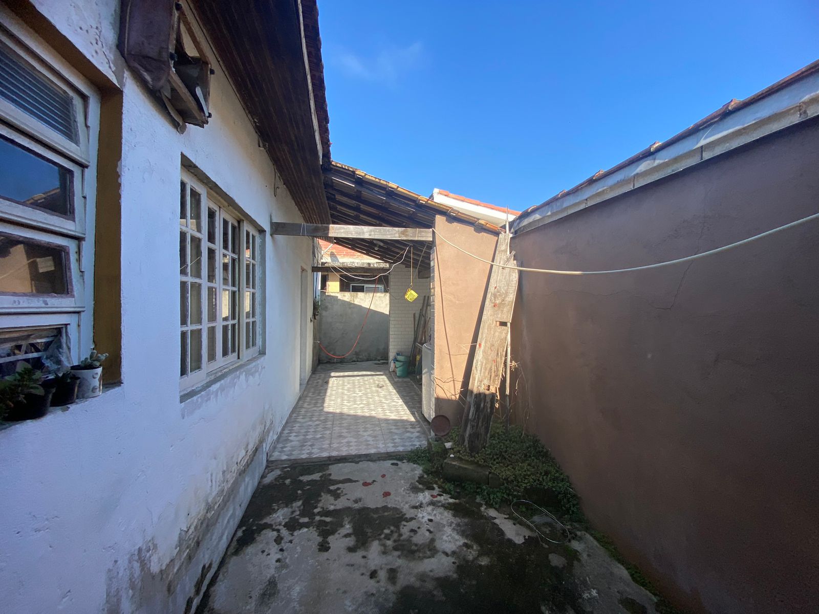 CASA COM FRENTE COMERCIAL - LADO PRAIA À 400 M DO MAR - ITANHAÉM/SP - foto 11