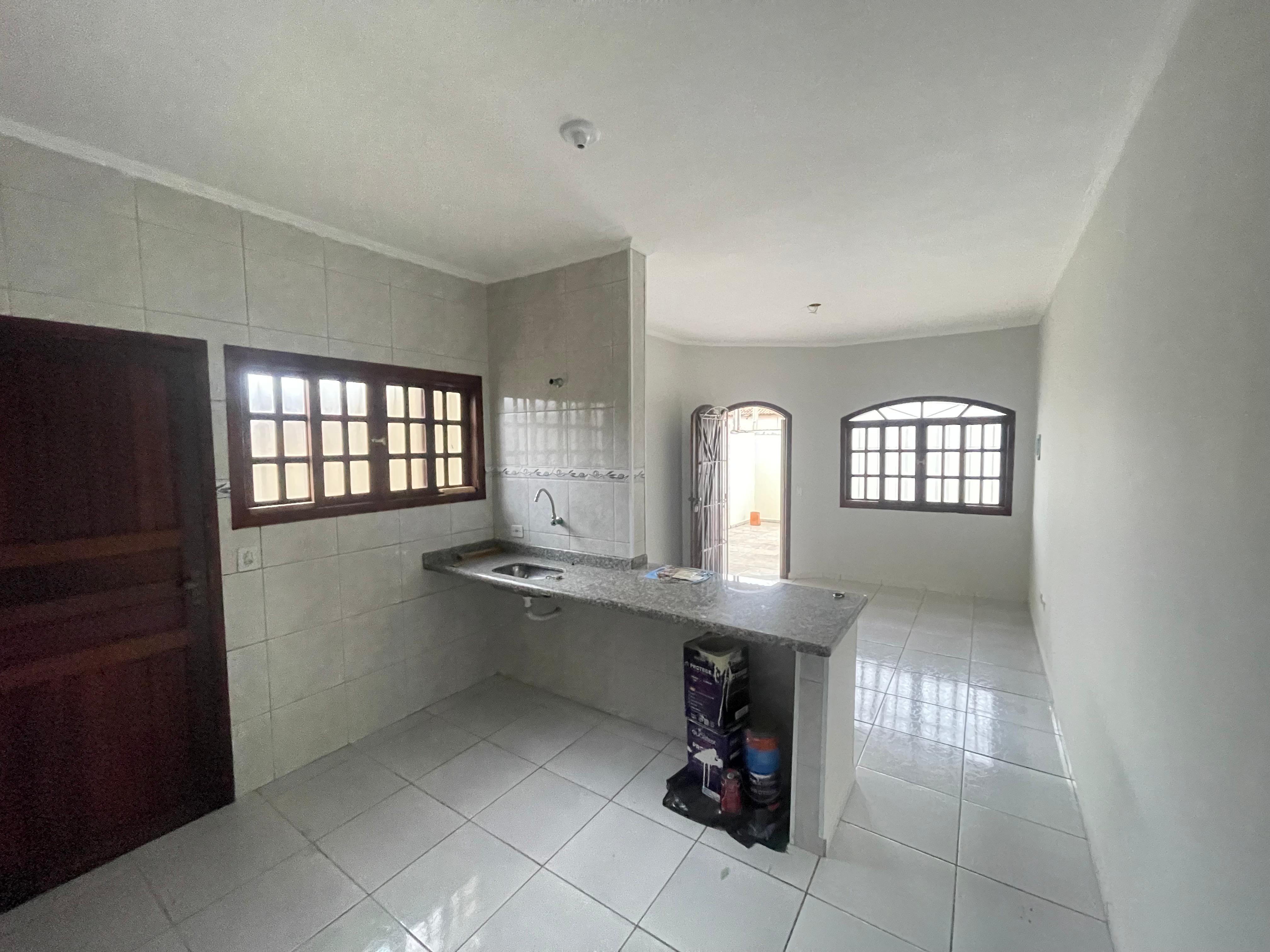CASA NO BALNEÁRIO  TUPY - LADO PRAIA À 650 M DO MAR - ITANHAÉM/SP - foto 2