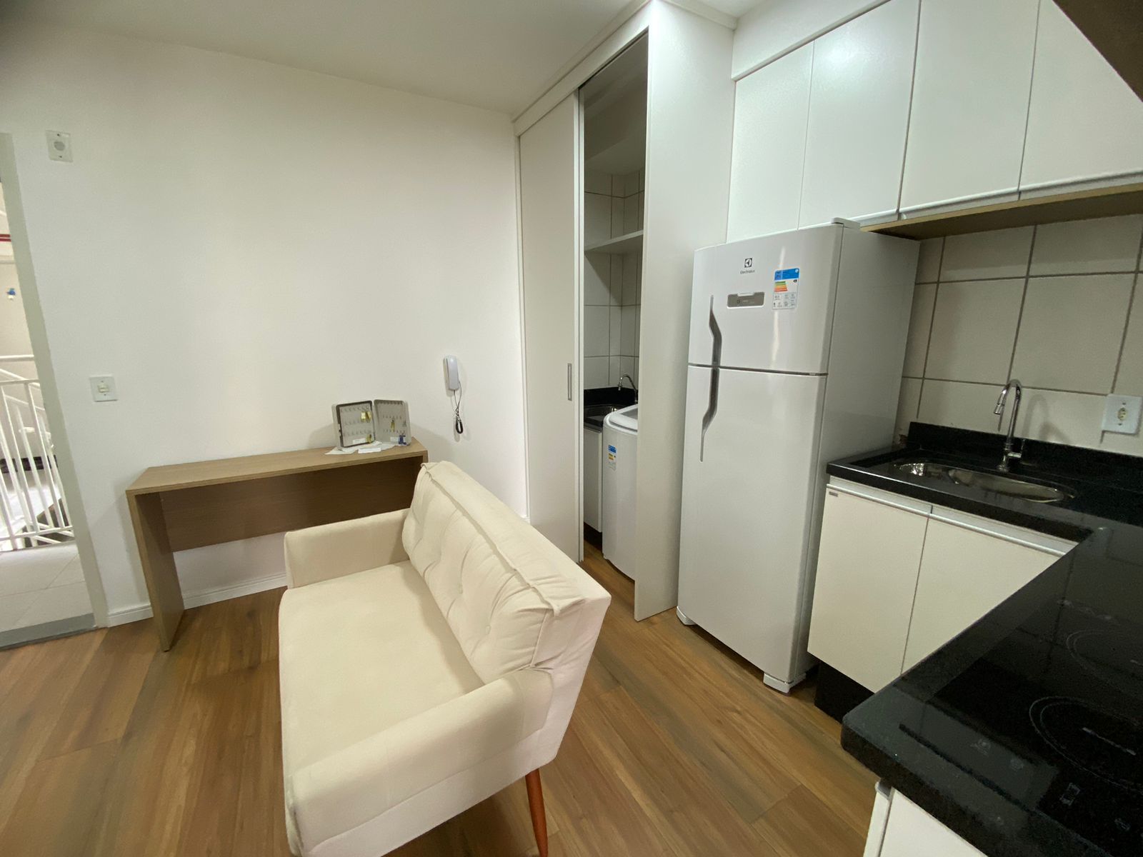 APARTAMENTO NO SAVOY -  LADO MORRO À 1200 DA RODOVIA - ITANHAÉM/SP  - foto 8