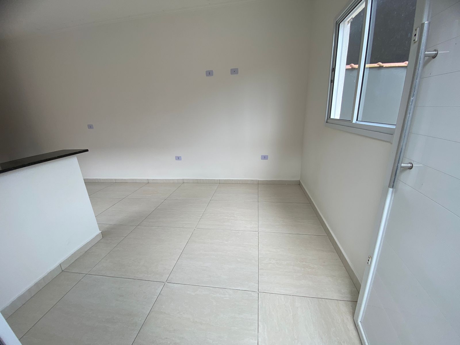 CASA NO JARDIM SUARÃO - LADO MORRO À 900 METROS DA PRAIA - ITANHAÉM/SP - foto 8