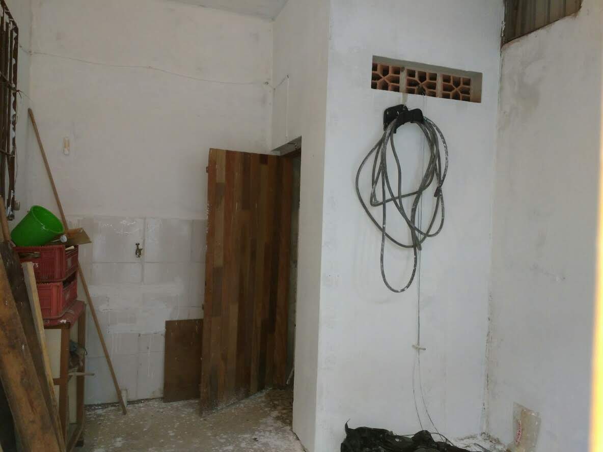CASA NO LUIZAMAR MIRIM - LADO MORRO Á 900 METROS DA PISTA - ITANHAÉM/SP - foto 7