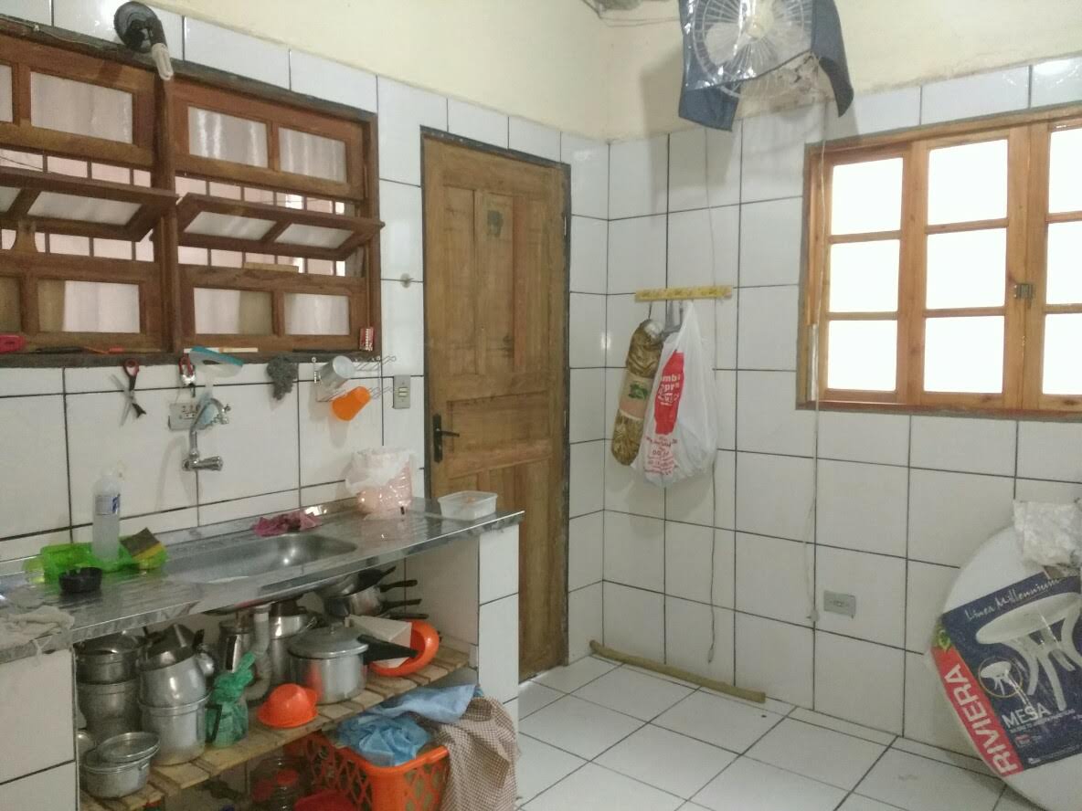CASA NO LUIZAMAR MIRIM - LADO MORRO Á 900 METROS DA PISTA - ITANHAÉM/SP - foto 6
