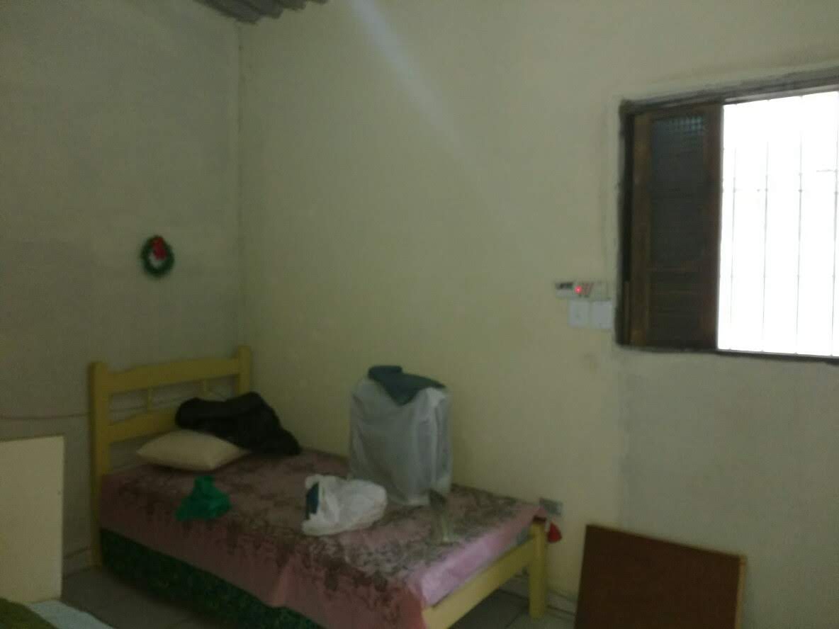 CASA NO LUIZAMAR MIRIM - LADO MORRO Á 900 METROS DA PISTA - ITANHAÉM/SP - foto 12