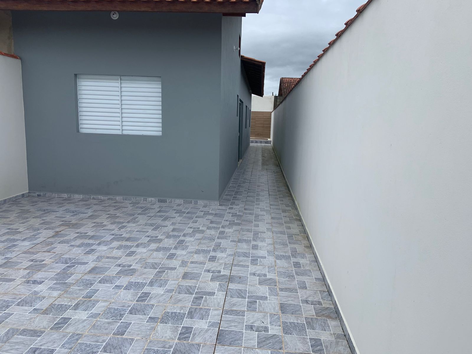 CASA NO JARDIM LUIZAMAR MIRIM - LADO MORRO À 70 METROS DA RODOVIA - ITANHAÉM/SP  - foto 21