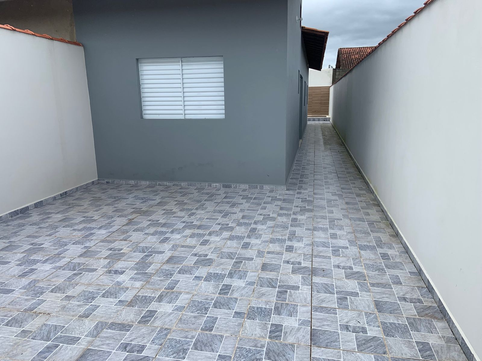 CASA NO JARDIM LUIZAMAR MIRIM - LADO MORRO À 70 METROS DA RODOVIA - ITANHAÉM/SP  - foto 26