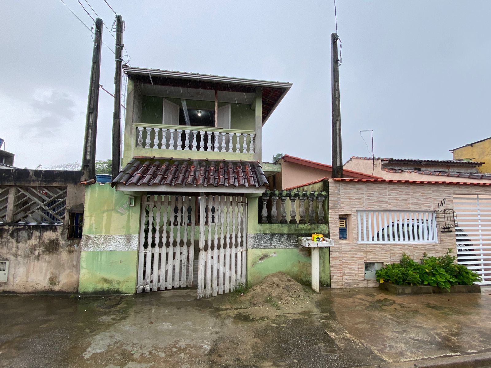 SOBRADO NO LUIZAMAR - LADO PRAIA À 1200 METROS DO MAR - ITANHAÉM/SP - foto 8