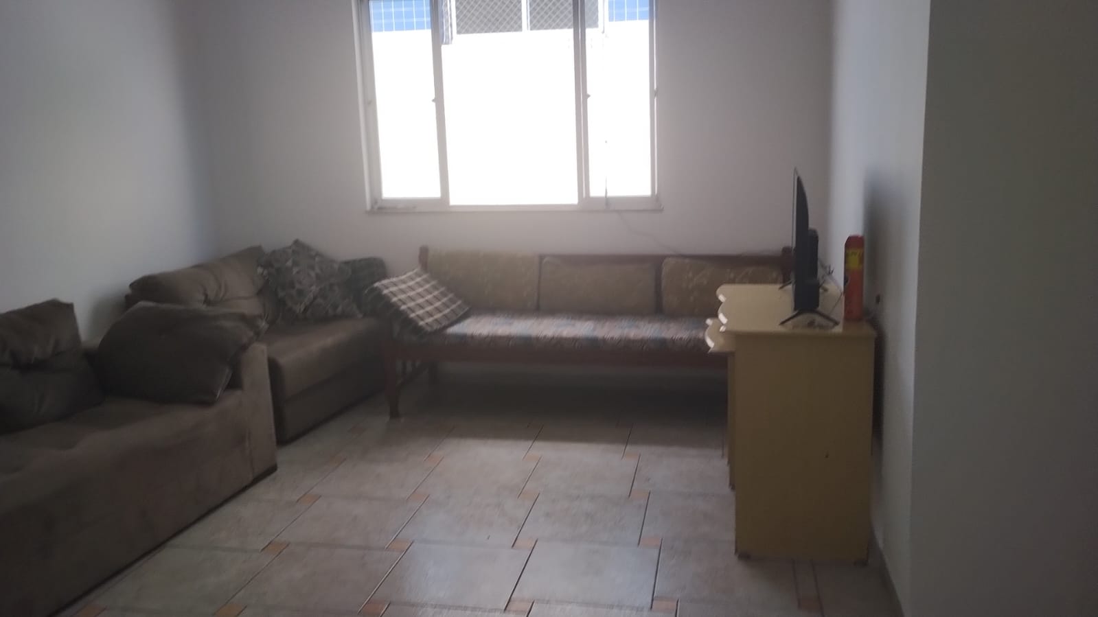 APARTAMENTO NA VILA TUPY - LADO PRAIA À  450 METROS DO MAR - PRAIA GRANDE/SP - foto 3