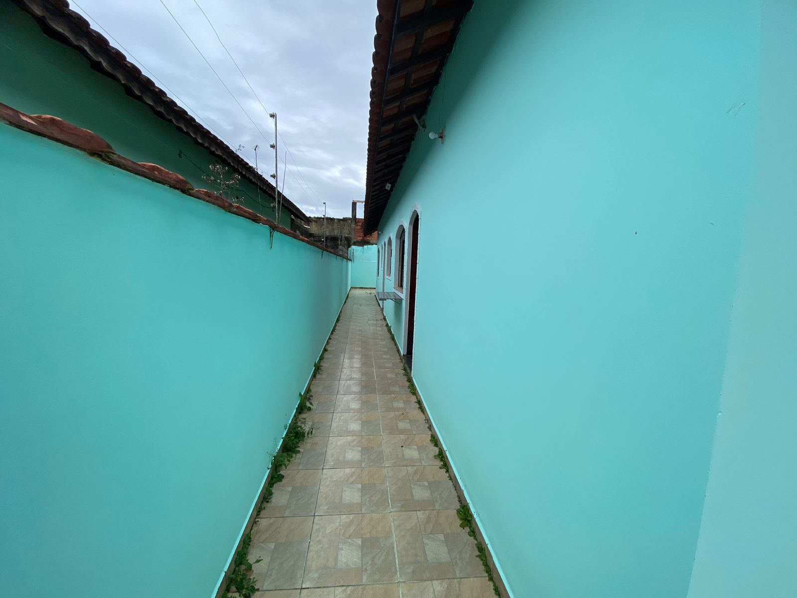 CASA NO JARDIM MAGALHÃES - LADO MORRO À 800 METROS DA RODOVIA - ITANHAÉM/SP - foto 11