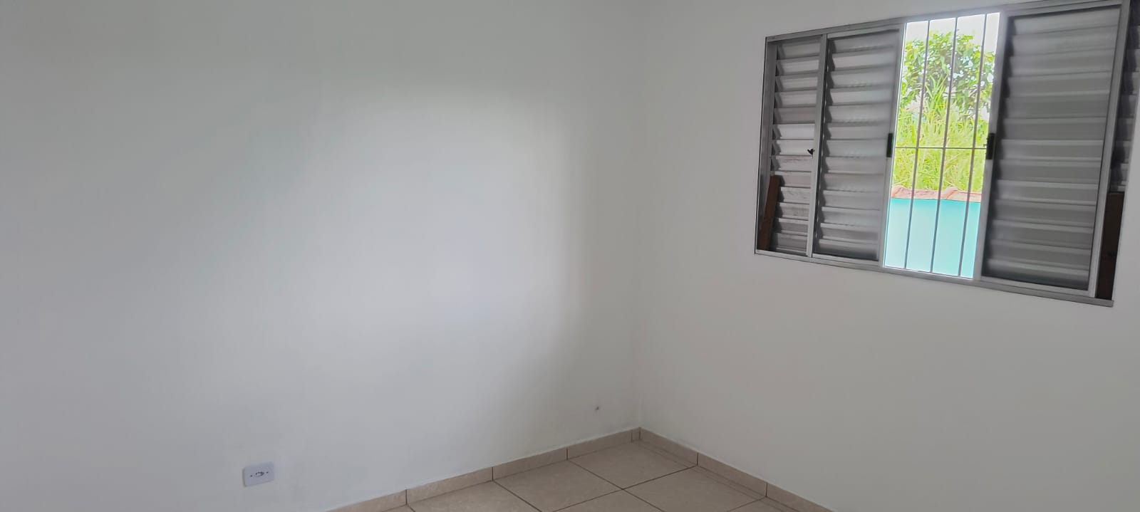 CASA NO CAMPOS ELÍSEOS  - LADO MORRO À 700 METROS DA RODOVIA - ITANHAÉM/SP  - foto 3