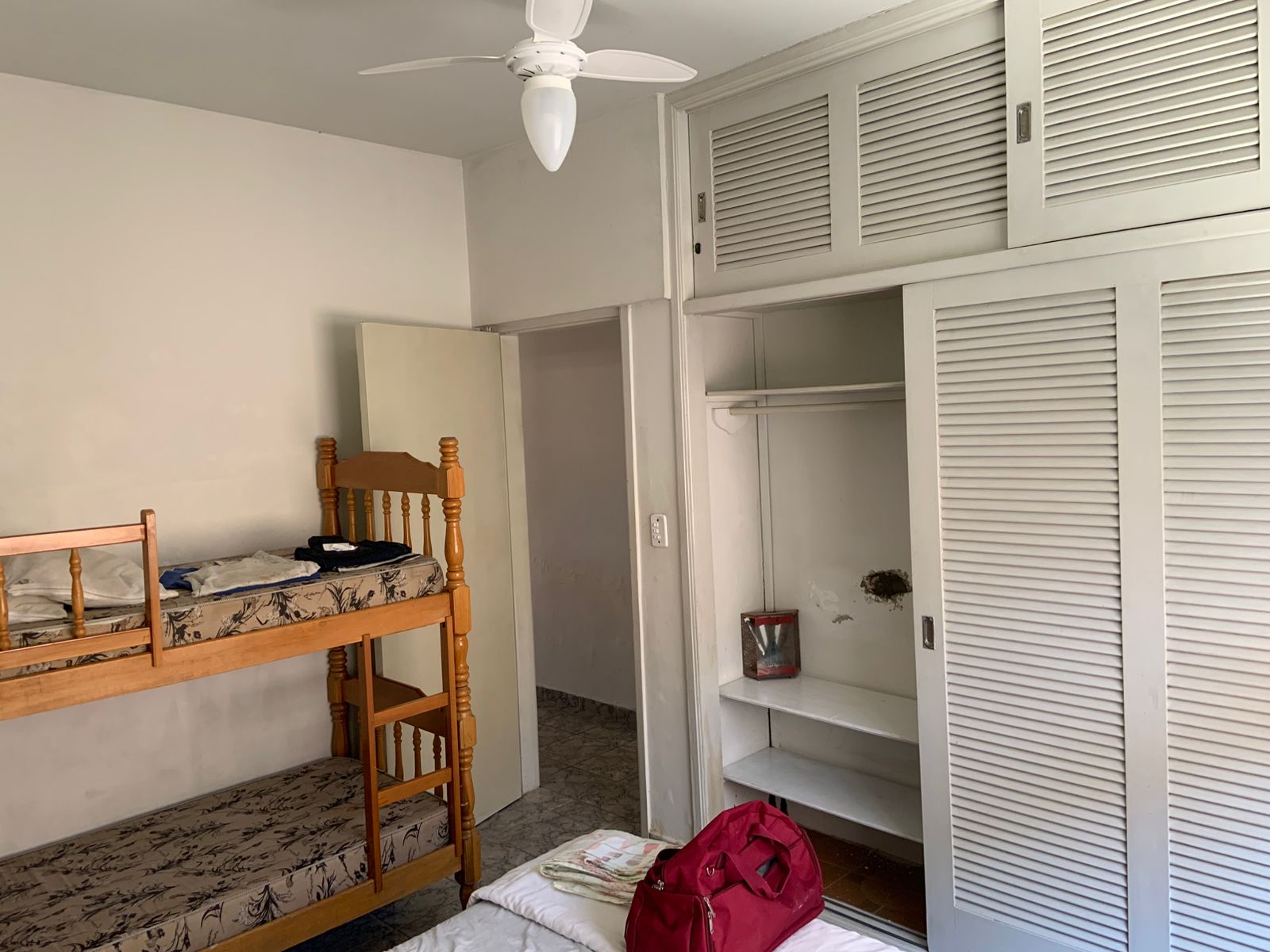 CASA NO JARDIM JAMAICA - LADO PRAIA À 500 METROS DO MAR - ITANHAÉM/SP - foto 4