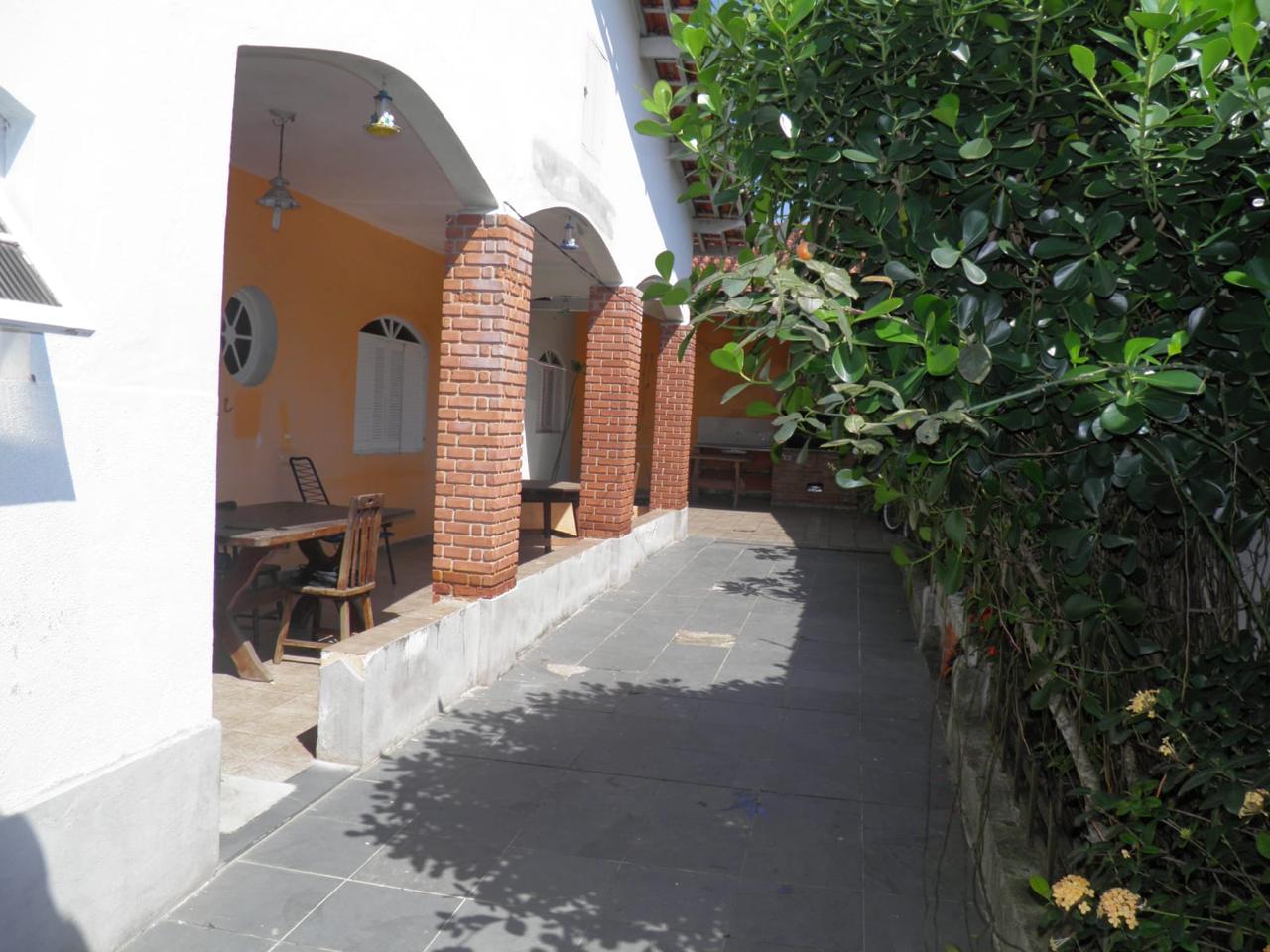 CASANO BAIRRO NOVARO - LADO PRAIA À 100 METROS DO MAR - ITANHAÉM/SP
