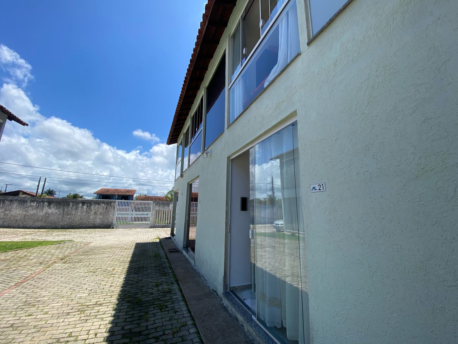 SOBRADO EM CONDOMINIO NO CIBRATEL 2 - LADO PRAIA A 500 METROS DO MAR - ITANHAÉM/SP