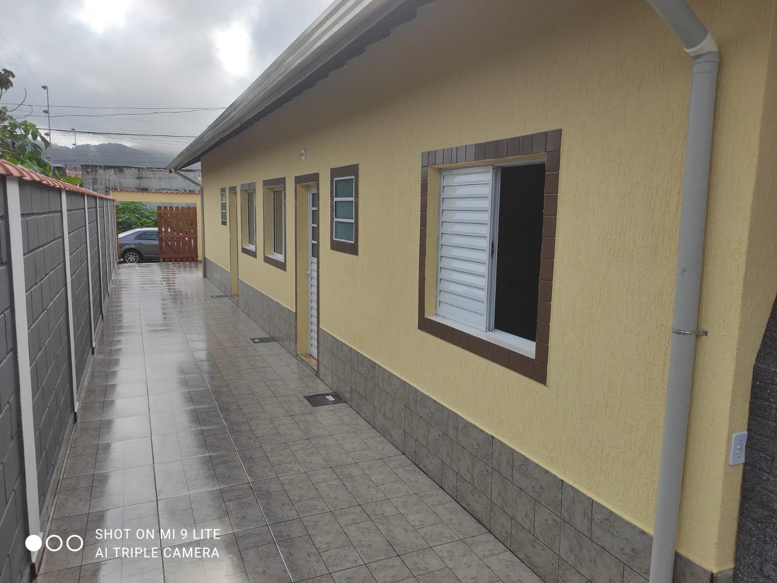 CASA NO BAIRRO NOVA ITANHAÉM - LADO MORRO A 1800 METROS DA PISTA - ITANHAÉM/SP - foto 15