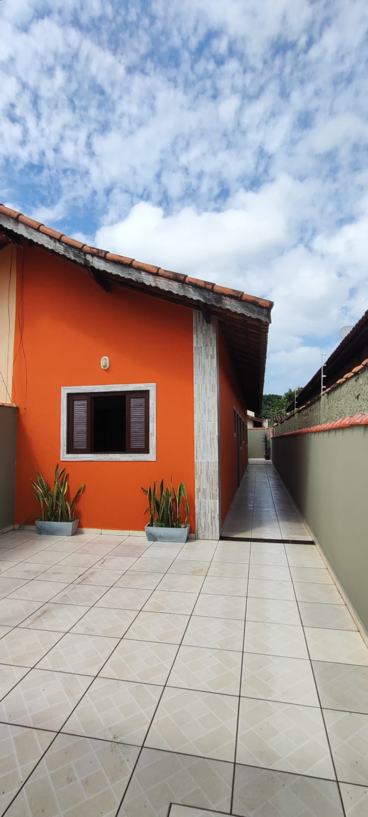 CASA NO BAIRRO NOVA ITANHAÉM -  LADO MORRO À 700 METROS DA RODOVIA - ITANHAÉM/SP - foto 14