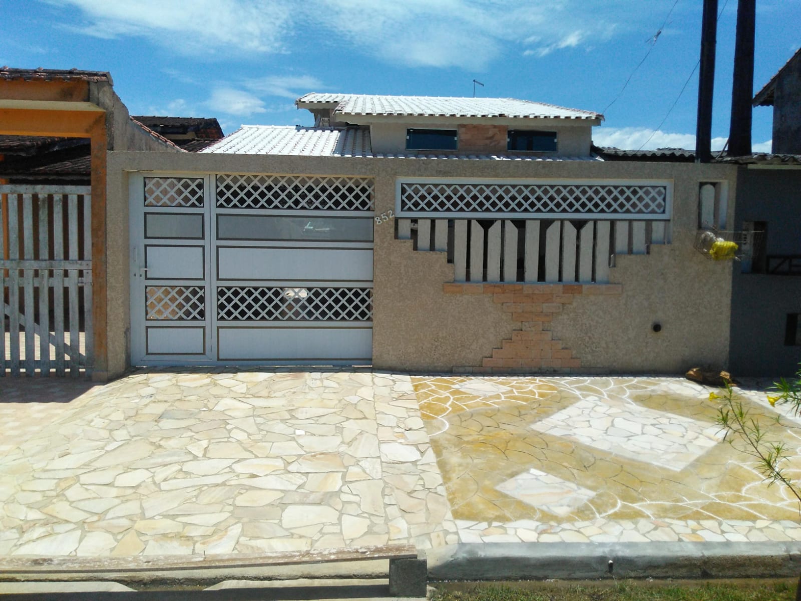 CASA NO JARDIM SOMAR - PERUÍBE - LADO PRAIA  - 1500m do mar