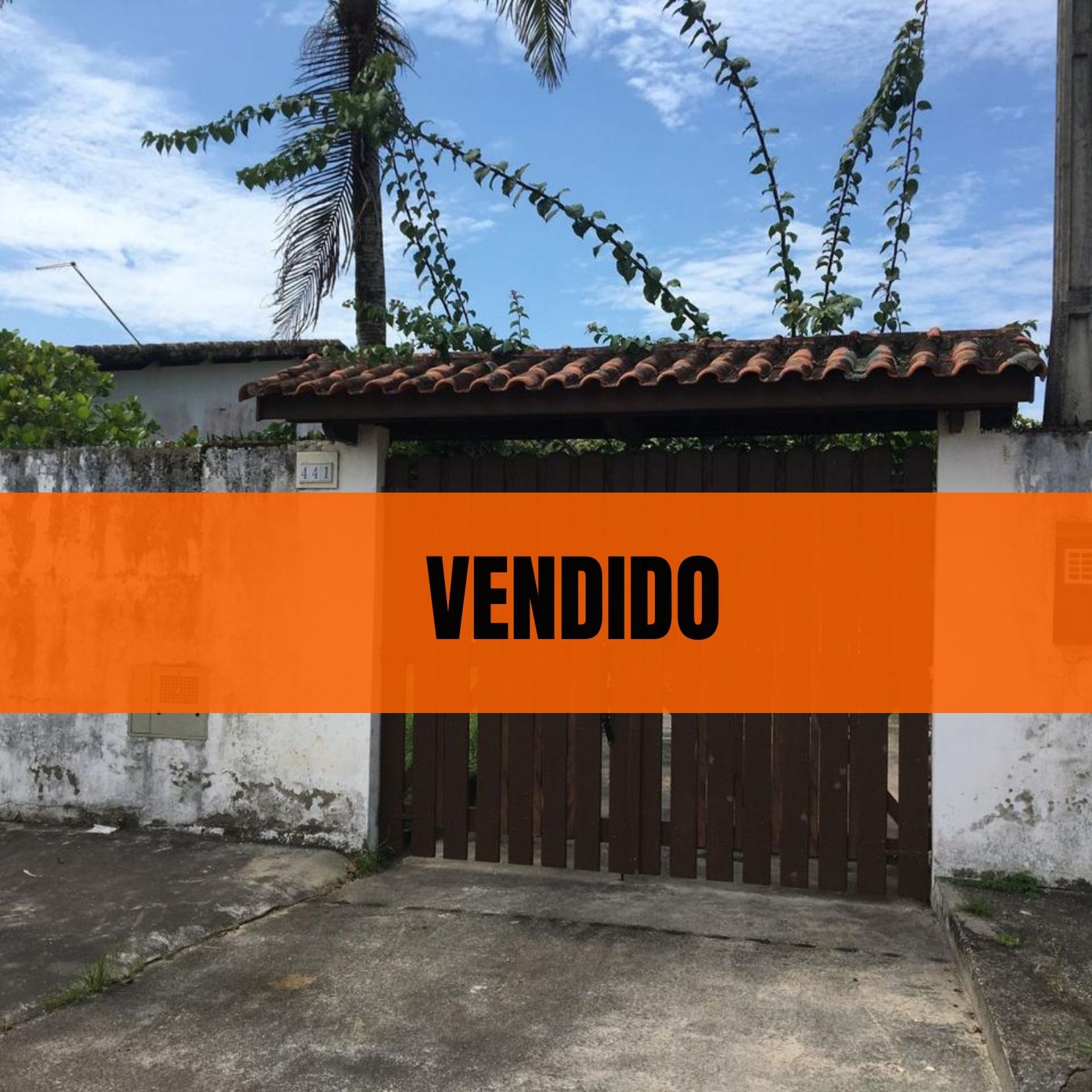 CASA NO BAIRRO SÃO JORGE - LADO PRAIA - ITANHAÉM / SP