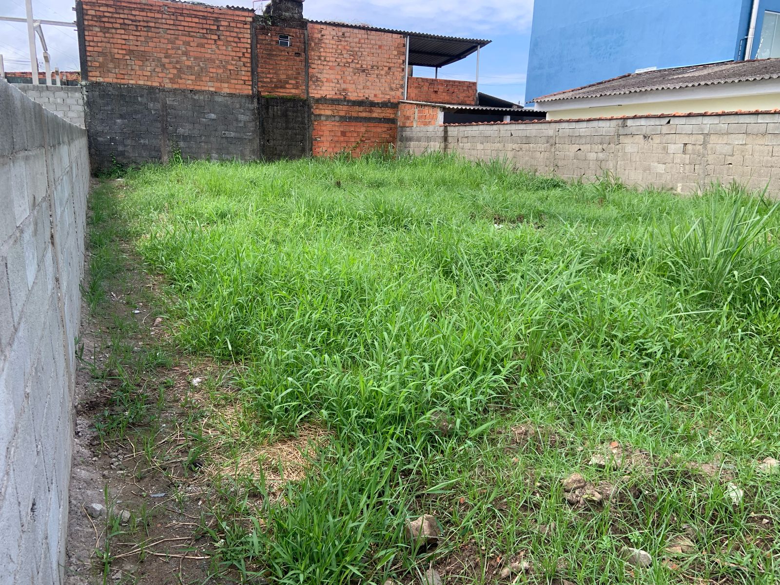 TERRENO NO BAIRRO SÃO PEDRO - ITANHAÉM / SP - LADO PRAIA - 1.600 METROS DO MAR - foto 3