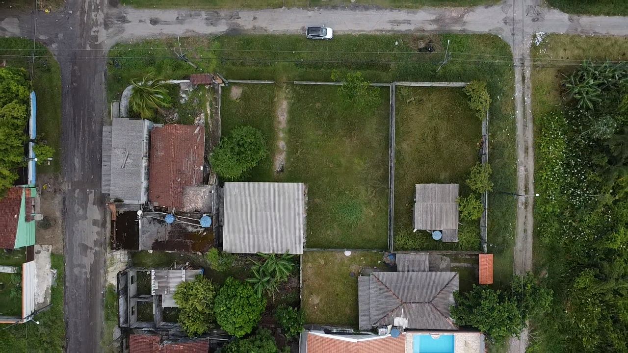 CASA NO BAIRRO LUIZAMAR MIRIM - ITANHAÉM / SP - LADO MORRO - 500 METROS DA PISTA - foto 6