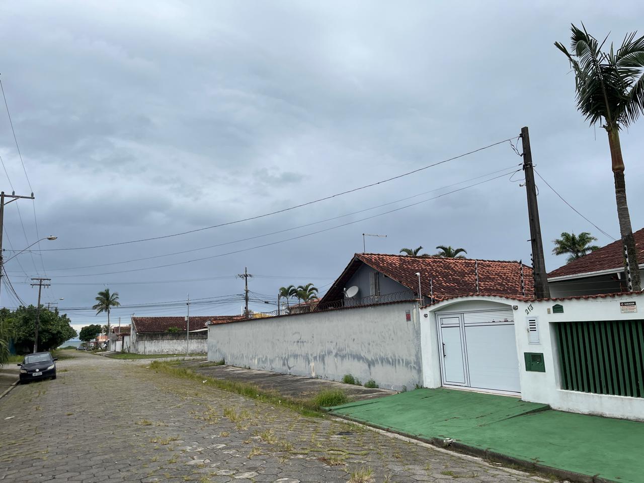 CASA NO BAIRRO SUARÃO - ITANHAEM /SP - LADO PRAIA - 200 METROS DA PRAIA - foto 6