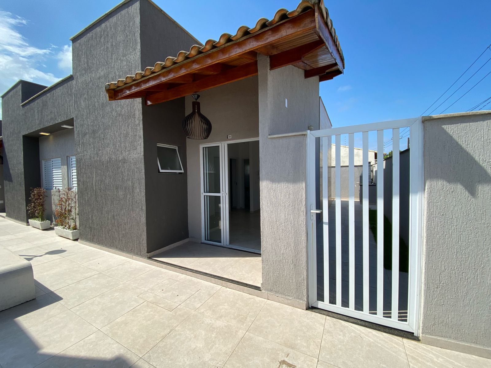 CASA EM CONDOMINIO NO CIBRATEL 2  - ITANHAÉM / SP - LADO PRAIA - 1.400 METROS DO MAR