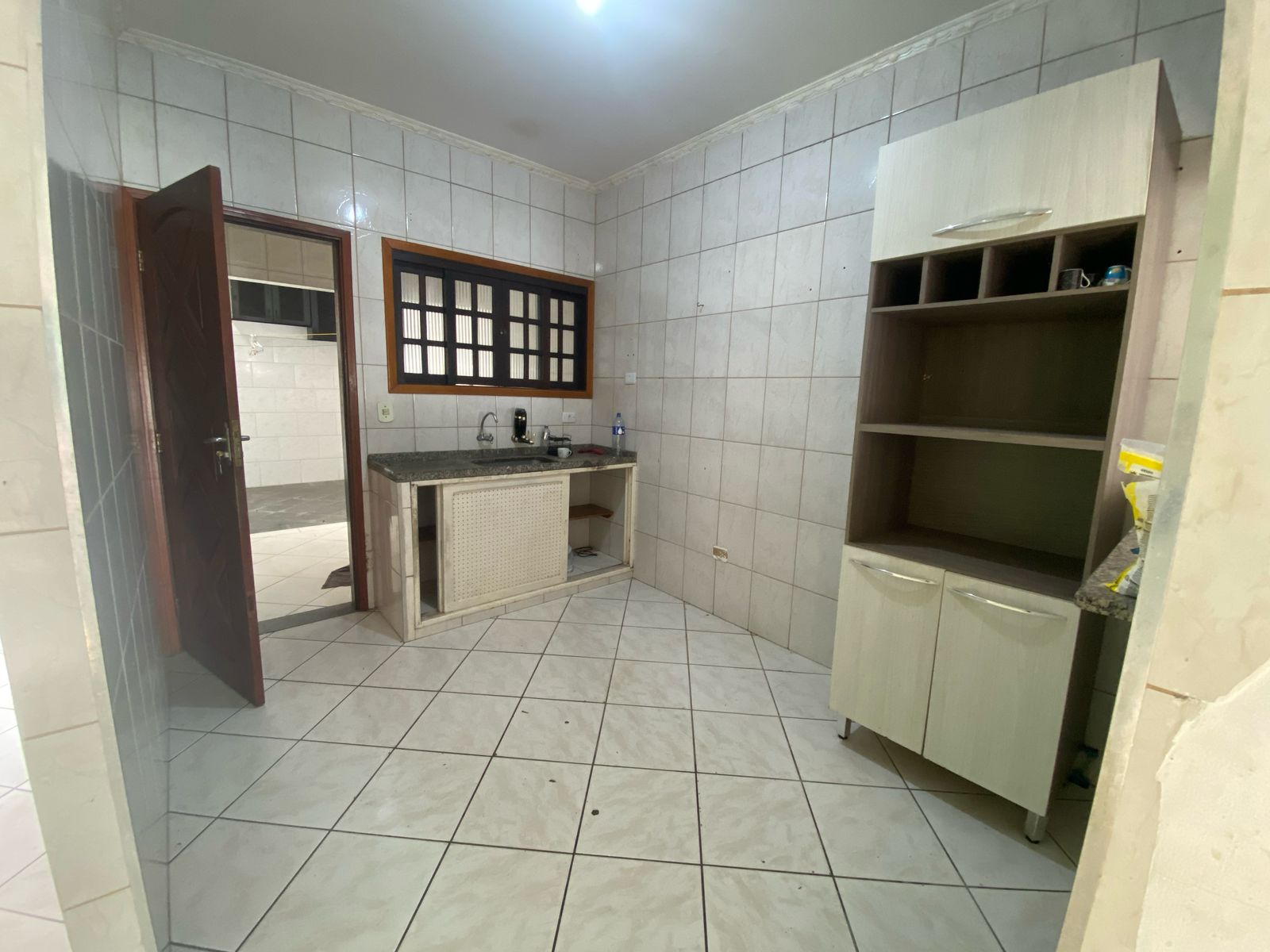 CASA NO BAIRRO GUAPIRANGA / ITANHAÉM - SP - LADO MORRO - 100 METROS DA PISTA - foto 7
