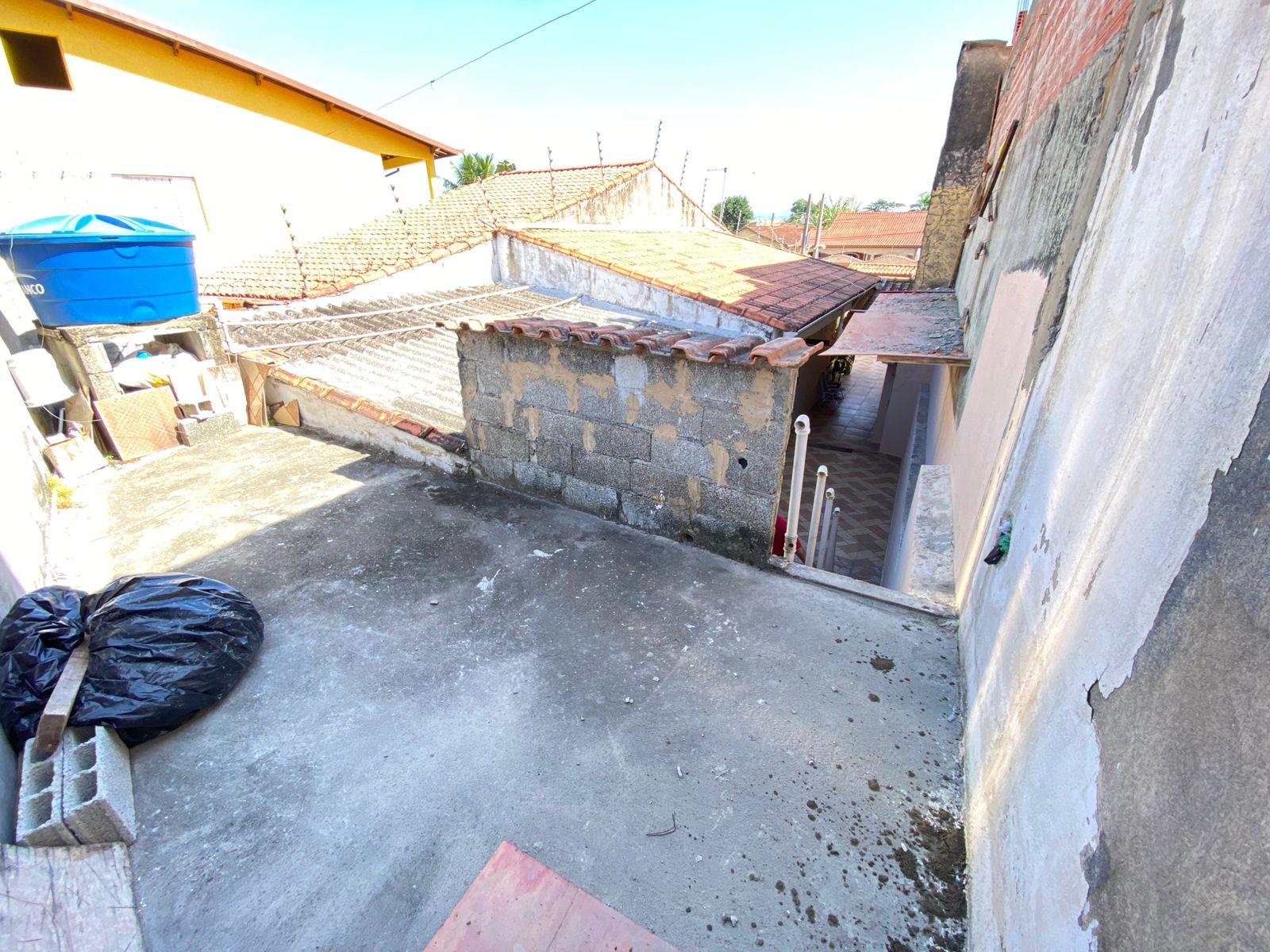 CASA NO JARDIM DAS PAMEIRAS - ITANHAÉM/SP - LADO PRAIA - 3 QUADRAS DA PRAIA. - foto 3