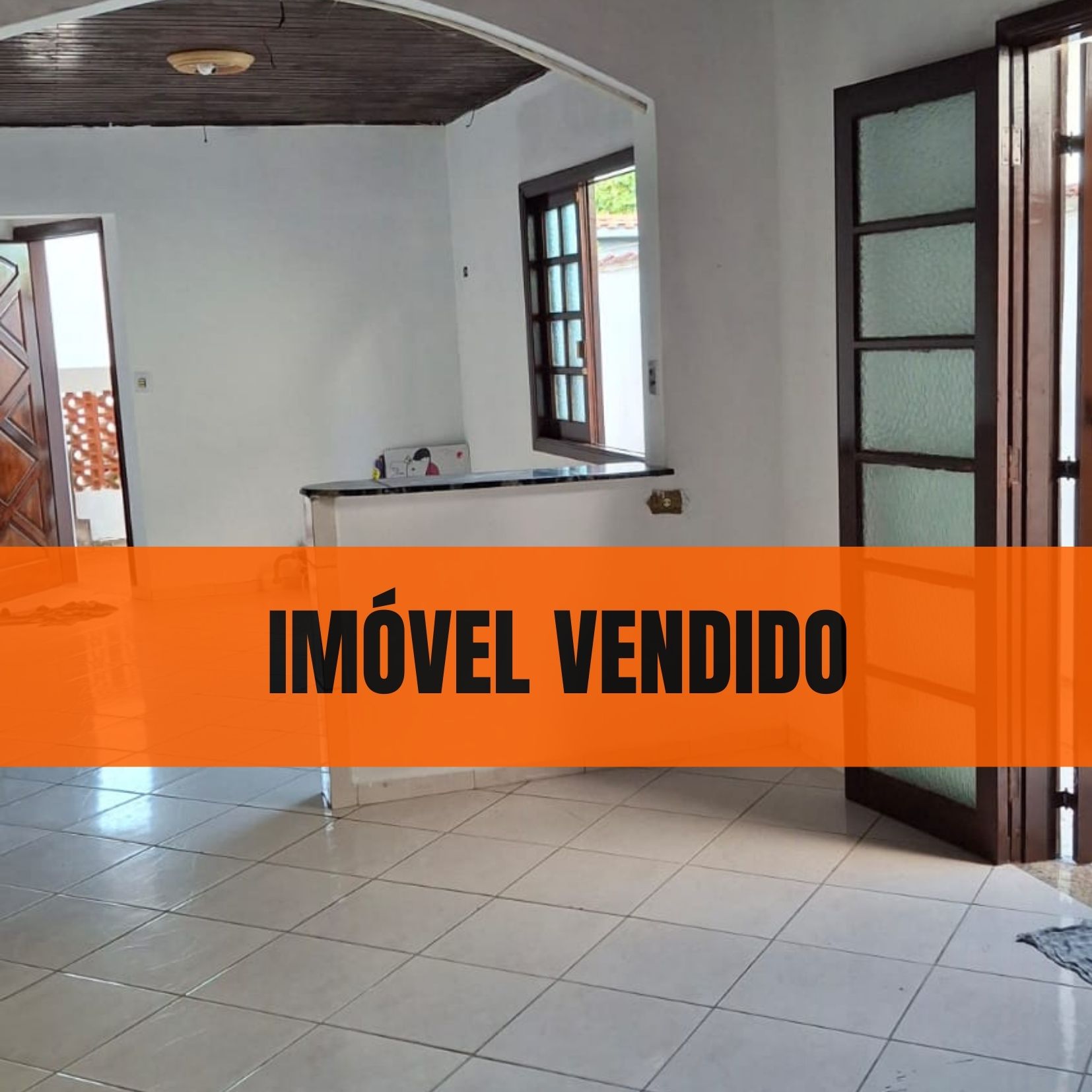 CASA NO BALNEÁRIO GAIVOTA - ITANHAÉM/SP - LADO MORRO.