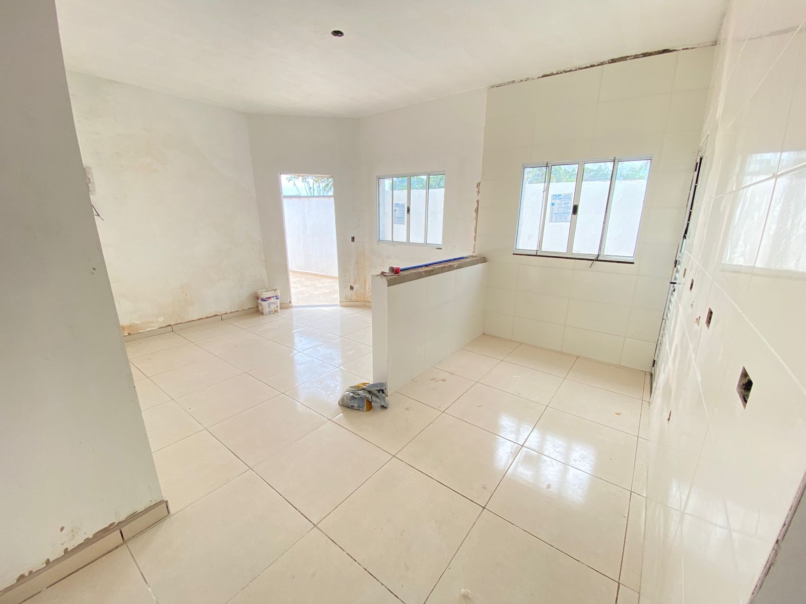 CASAS SOBREPOSTAS NO BAIRRO JARDIM BRASIL- PERUÍBE/SP - LADO PRAIA - 2KM DA PRAIA - foto 6