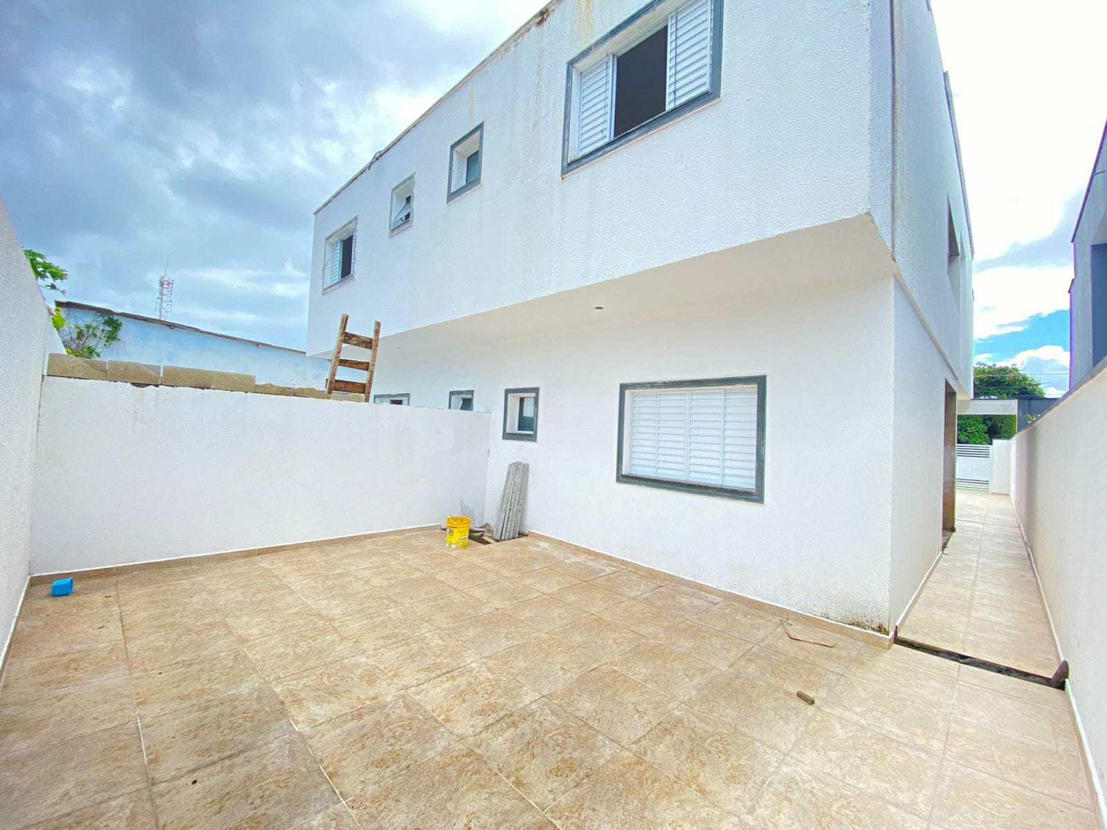 CASAS SOBREPOSTAS NO BAIRRO JARDIM BRASIL- PERUÍBE/SP - LADO PRAIA - 2KM DA PRAIA - foto 13