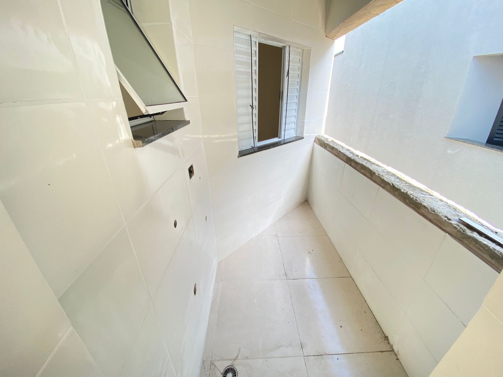 CASAS SOBREPOSTAS NO BAIRRO JARDIM BRASIL- PERUÍBE/SP - LADO PRAIA - 2KM DA PRAIA - foto 7