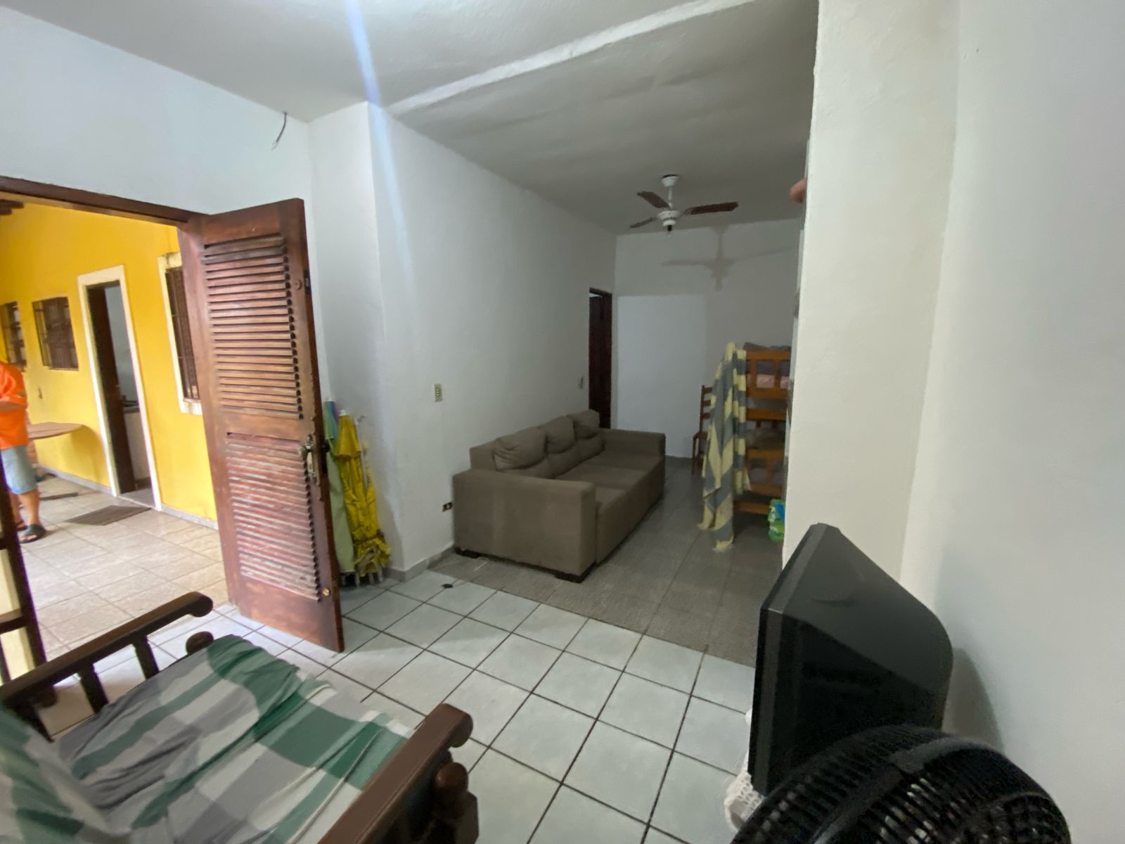 CASA NO BALNEÁRIO GAIVOTA - ITANHAÉM/SP - LADO PRAIA - 300 METROS DA PRAIA. - foto 8