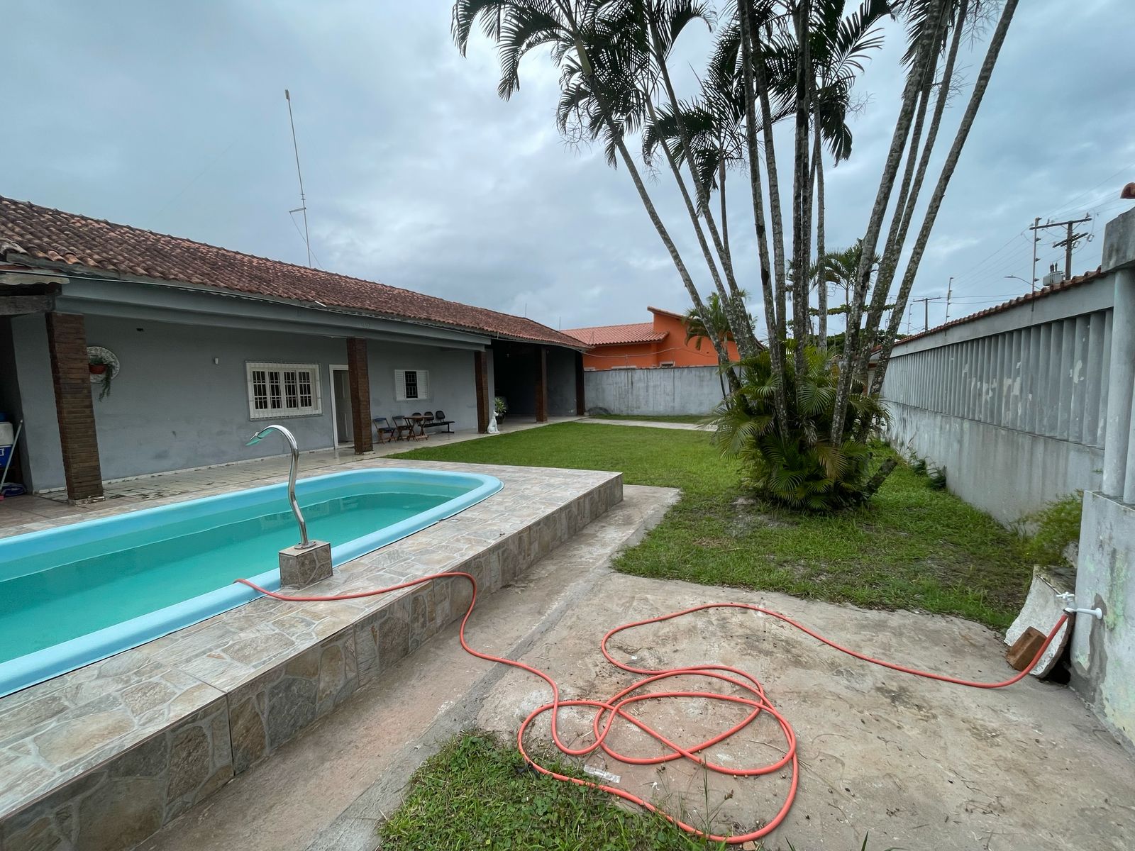CASA NO BAIRRO PARANAPUAN - ITNHAÉM/SP - LADO PRAIA - foto 3