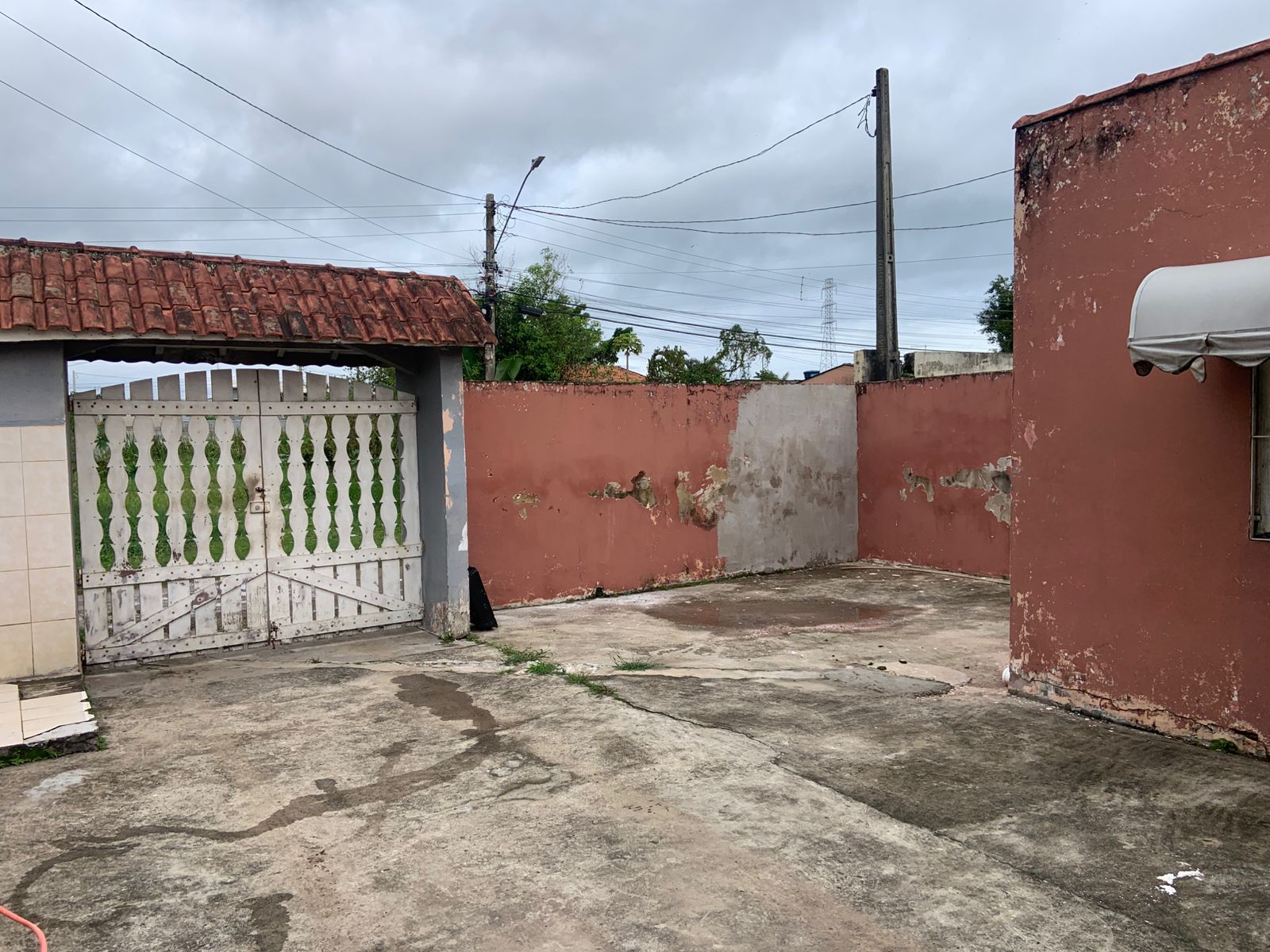 CASA NO BAIRRO SÃO PEDRO - ITANHAÉM / SP - LADO MORRO À 150 METROS DA PISTA - foto 18