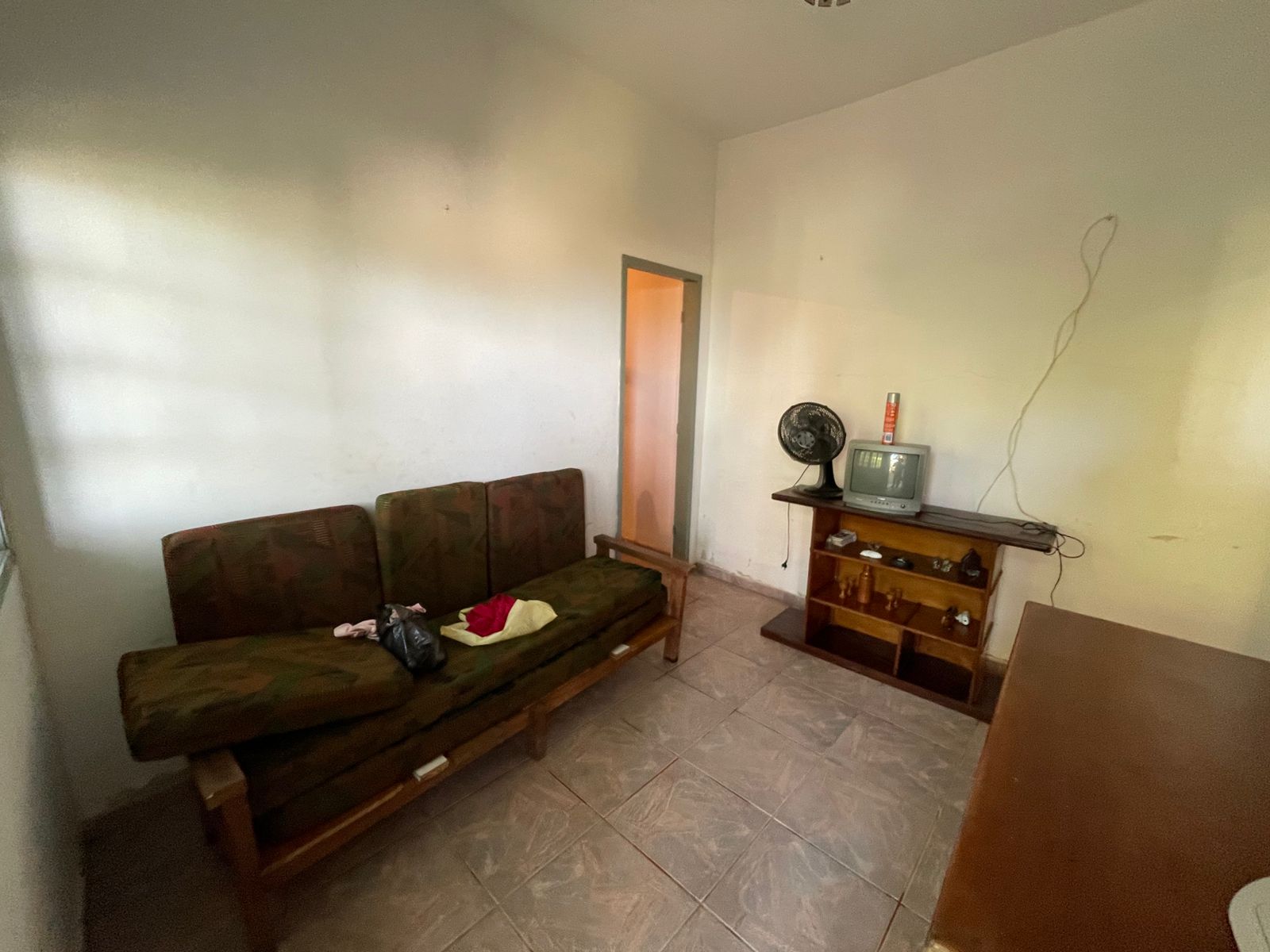 CASA NO BALNEÁRIO TUPY - EM ITANAHÉM / SP - LADO PRAIA 50 METROS DO MAR - foto 3