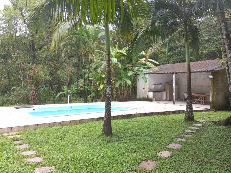 CHÁCARA NO JARDIM CORONEL - ITANHAÉM - LADO MORRO