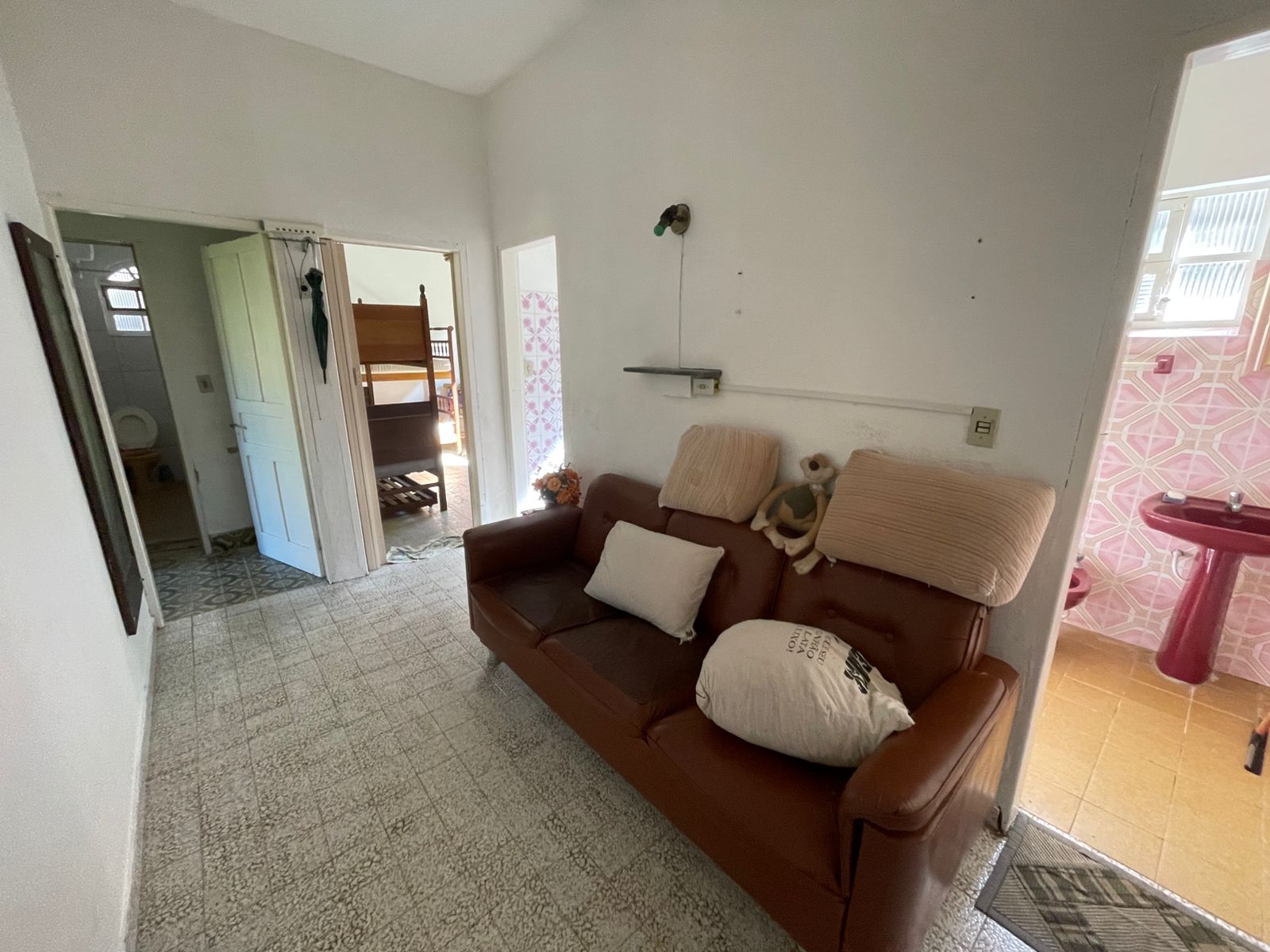 CASA NO JARDIM REGINA - ITANHAÉM / SÃO PAULO - LADO PRAIA - 150 METROS DO MAR  - foto 12
