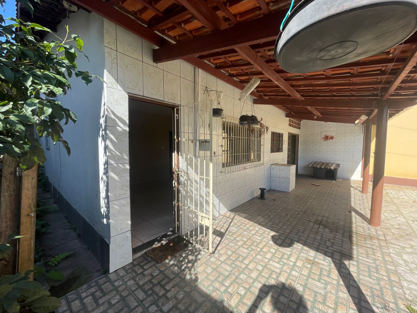 CASA NO JD. DAS PALMEIRAS 2 - ITANHAÉM / SÃO PAULO - LADO PRAIA À 900 METROS DA PRAIA - foto 9