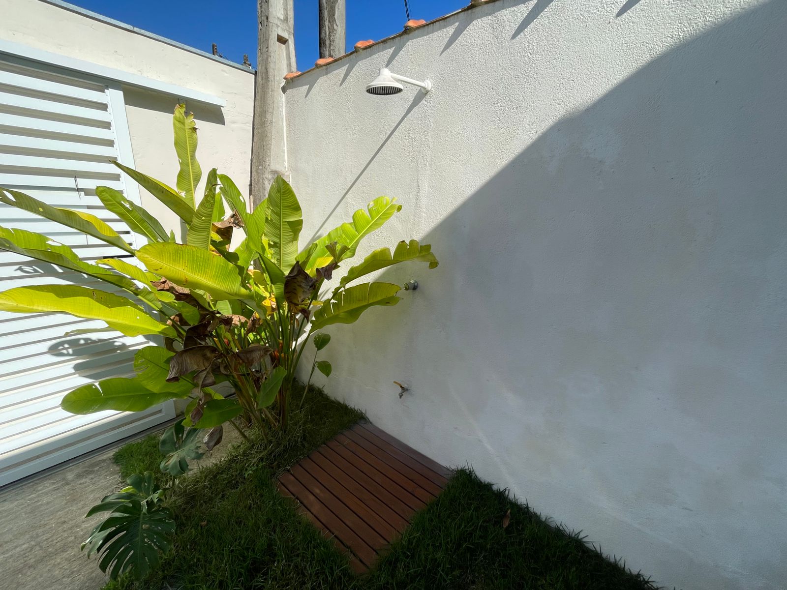 CASA NO JD. CORUMBÁ - ITANHAÉM / SP - LADO PRAIA (CENTRO) - 5 MINUTOS DO MAR - foto 2
