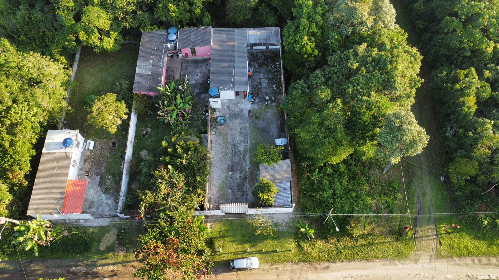 CASA NO BAIRRO MARAMBA 2 - ITANHAÉM - SP - LADO MORRO - 1.200 METROS DA PISTA - foto 19