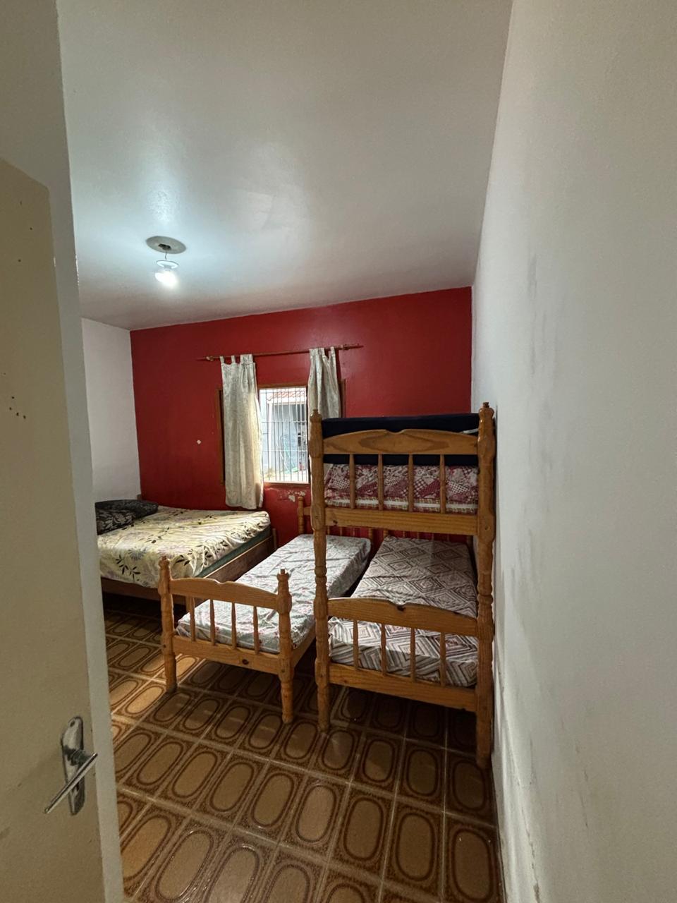CASA NO BALNEÁRIO NOSSA SRA DE FÁTIMA - MONGAGUÁ - LADO PRAIA - 100 METROS DA PRAIA - foto 19