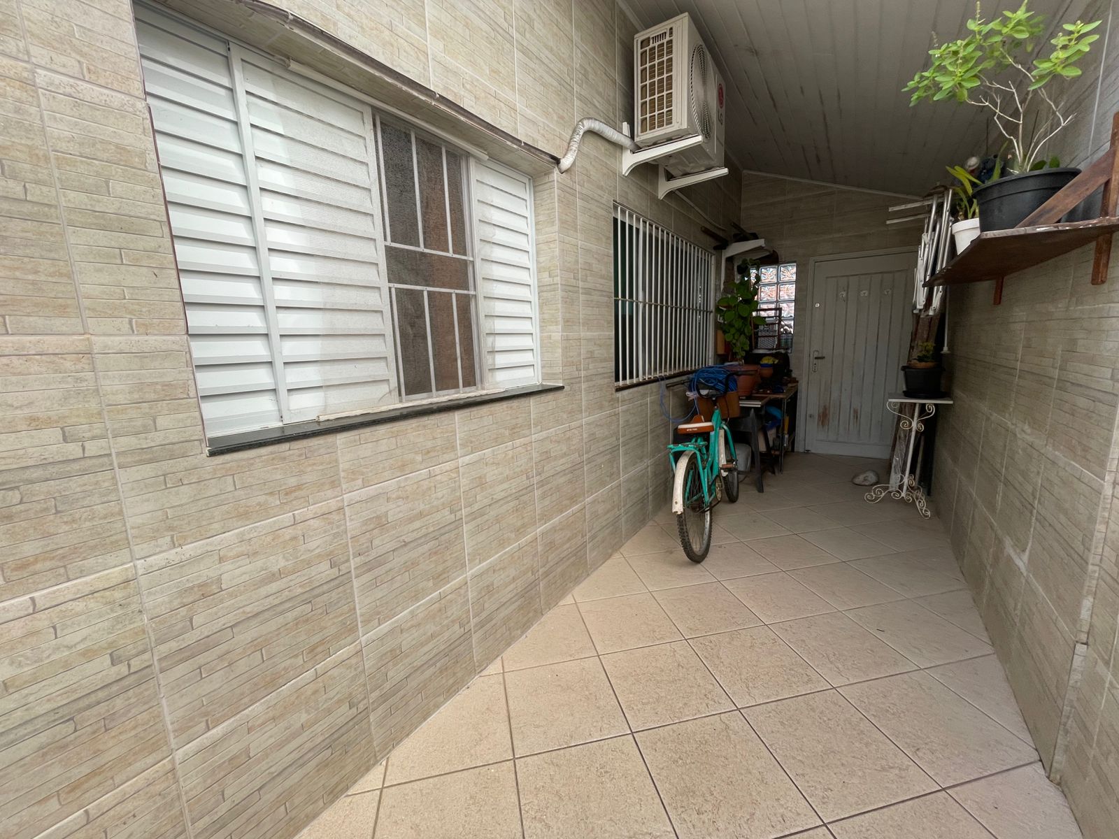 CASA NO BALNEÁRIO SÃO JORGE - ITANHAÉM / SÃO PAULO - LADO PRAIA - 250 METROS DO MAR  - foto 9