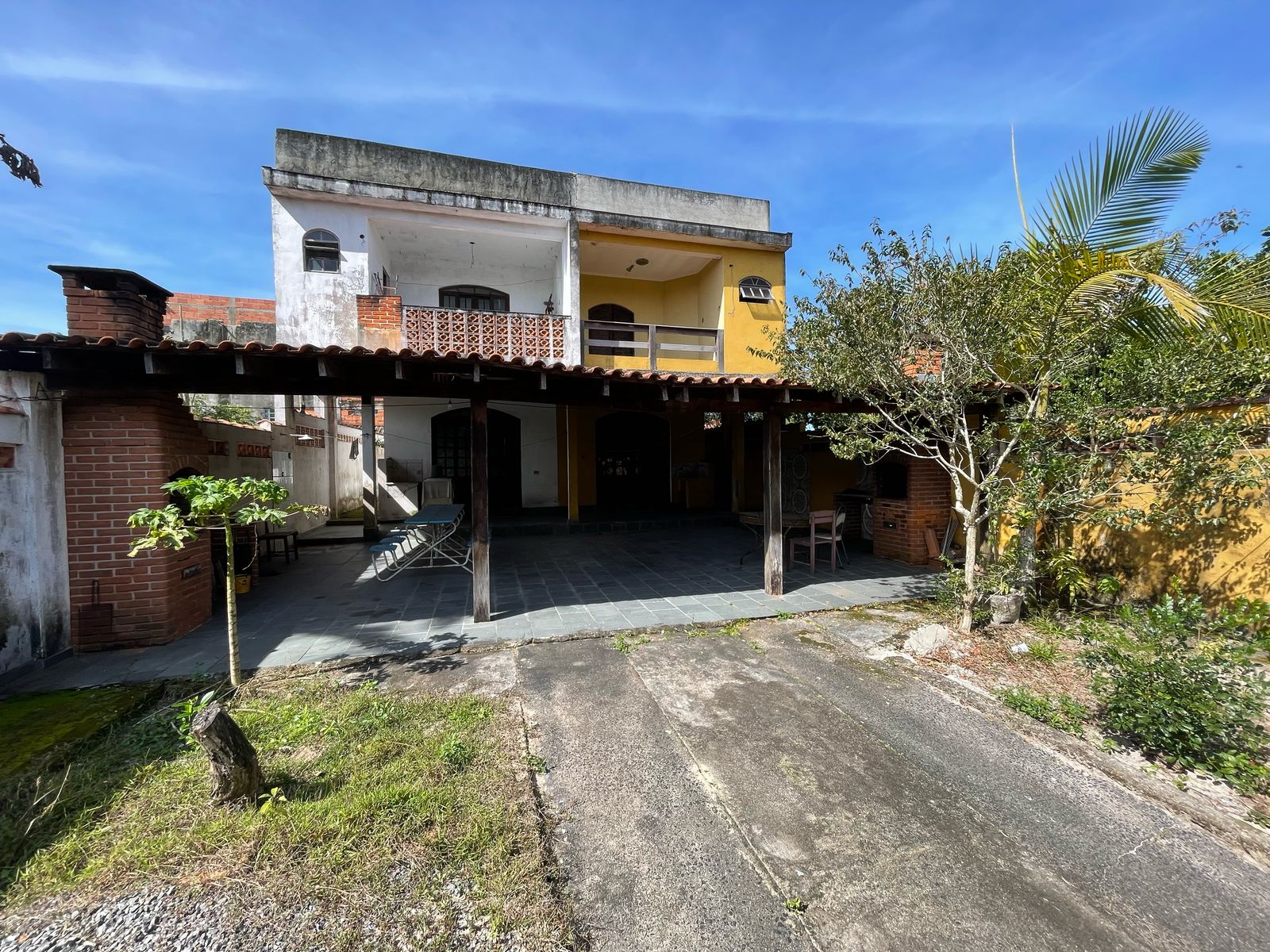 CASA NO BAIRRO SANTA CRUZ - ITANHAÉM / SÃO PAULO - LADO PRAIA - 500 METROS DO MAR