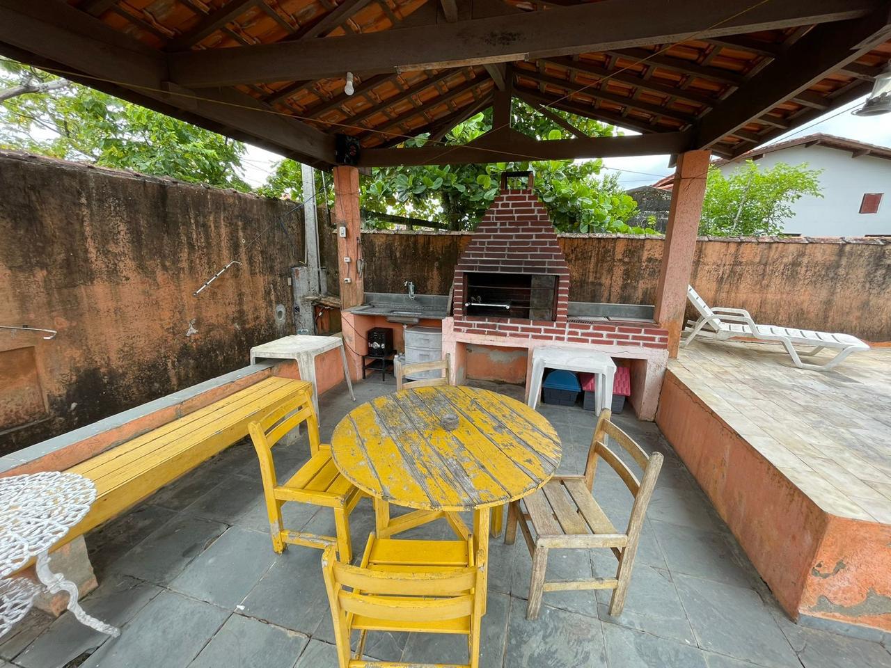 CASA NO BALNEÁRIO JUSSARAS - MONGAGUÁ / SÃO PAULO - LADO MORRO - 800 METROS DA RODOVIA. - foto 6