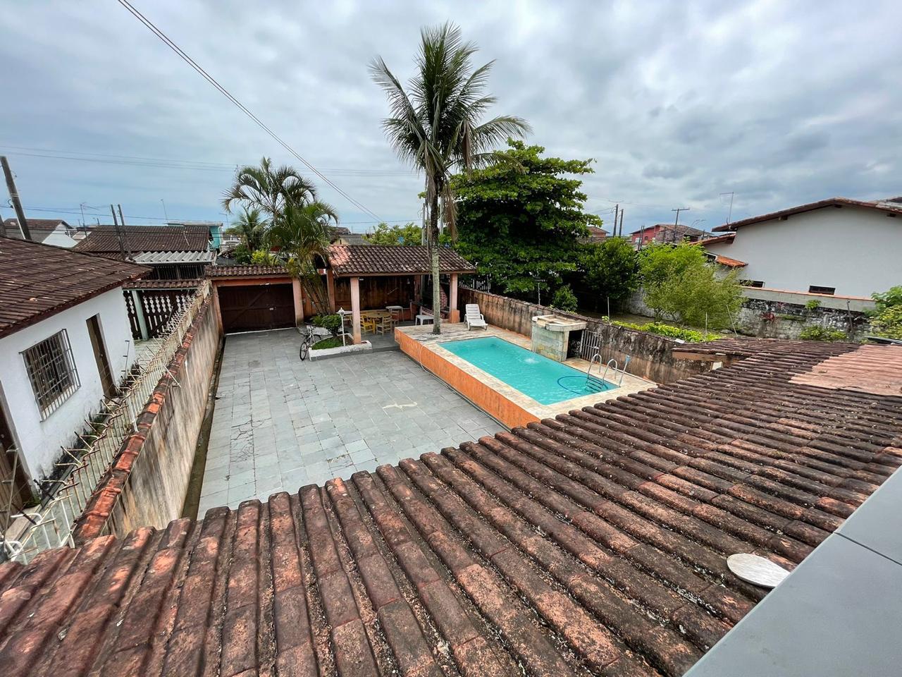CASA NO BALNEÁRIO JUSSARAS - MONGAGUÁ / SÃO PAULO - LADO MORRO - 800 METROS DA RODOVIA. - foto 9