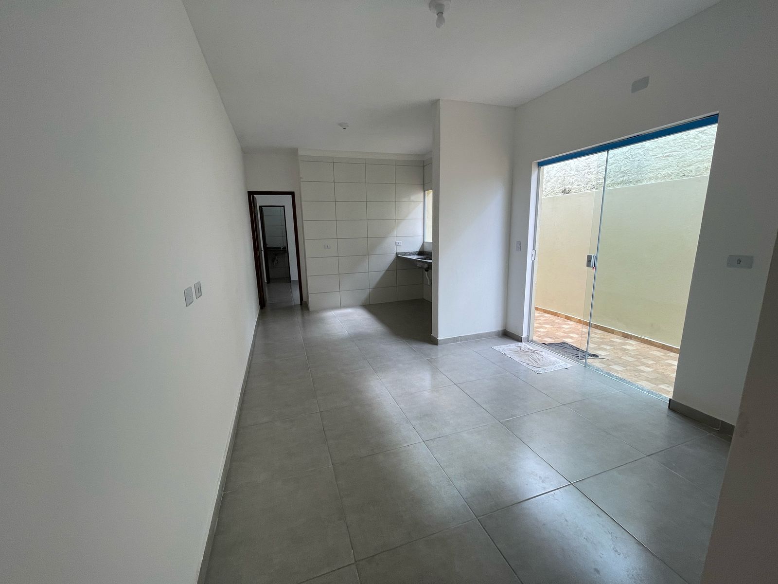 CASA NO BALNEÁRIO GAIVOTAS - ITANHAÉM / SÃO PAULO - LADO MORRO - 600 METROS DA PISTA - foto 12