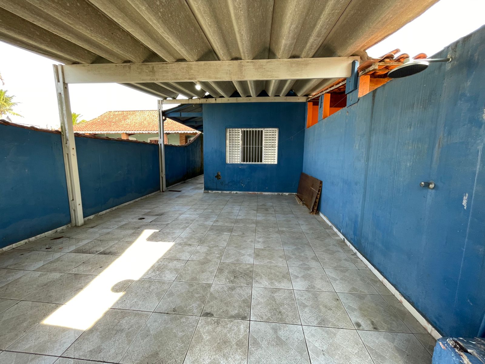 CASA NO BALNEÁRIO GAIVOTA - ITANHAÉM - LADO PRAIA - 1.000 METROS DO MAR - foto 3