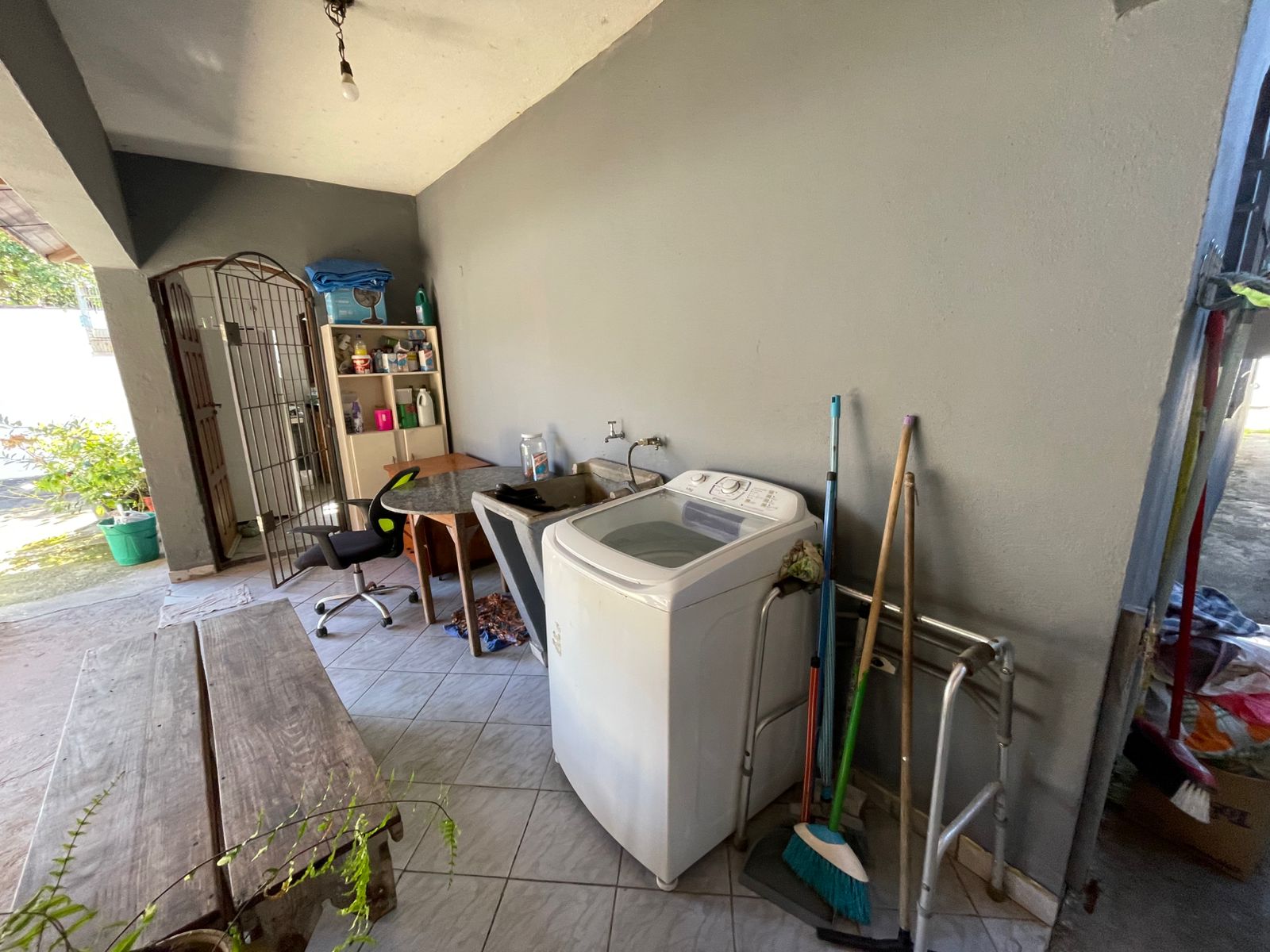 CASA NO RECANTO DOS IMIGRANTES - ITANHAÉM - LADO MORRO 80 METROS DA PISTA - foto 7