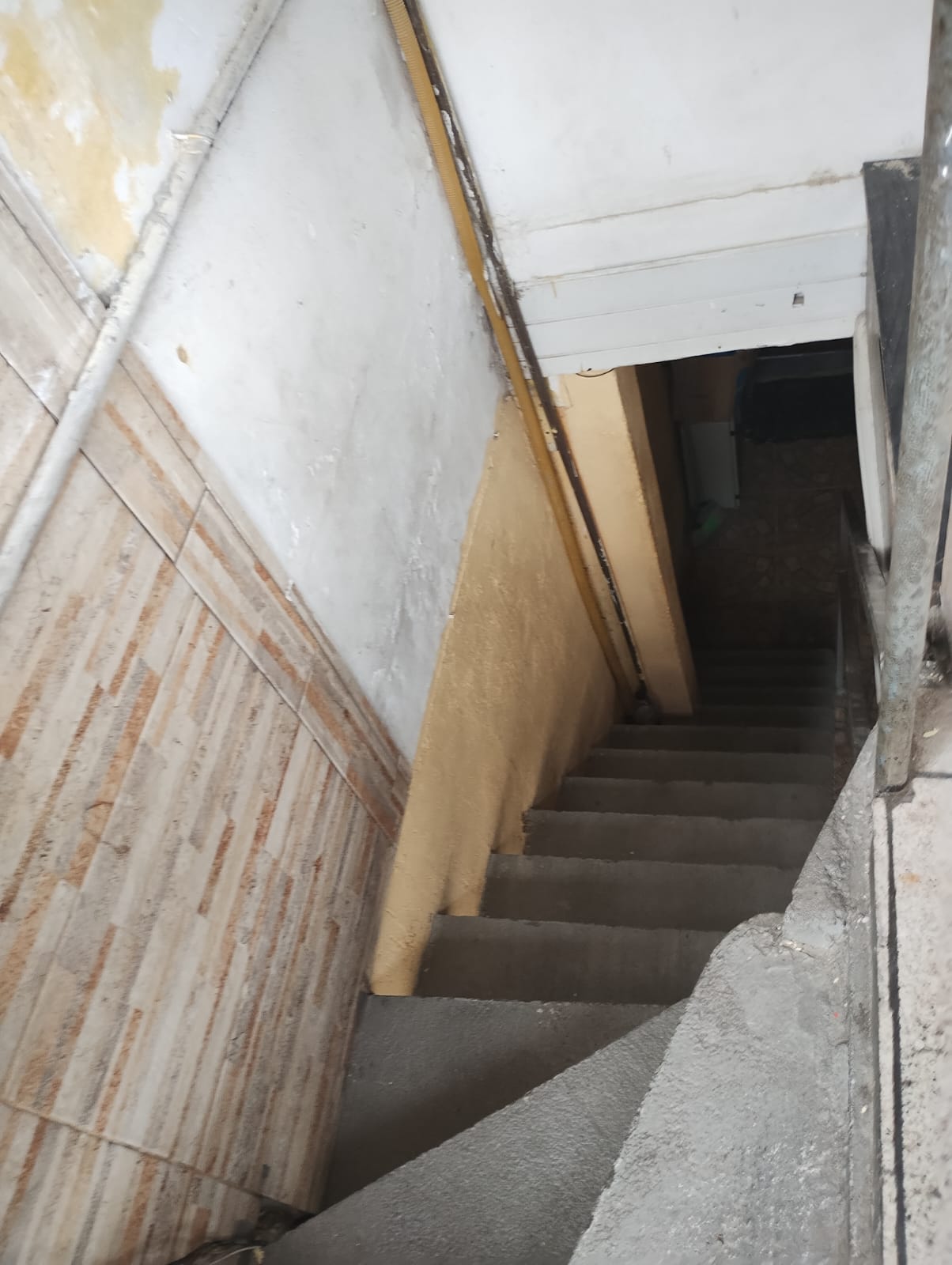 IMÓVEL COM 3 RESIDÊNCIAS NO LOCAL - JD. ODETE - GUAIANASES - SÃO PAULO  - foto 2