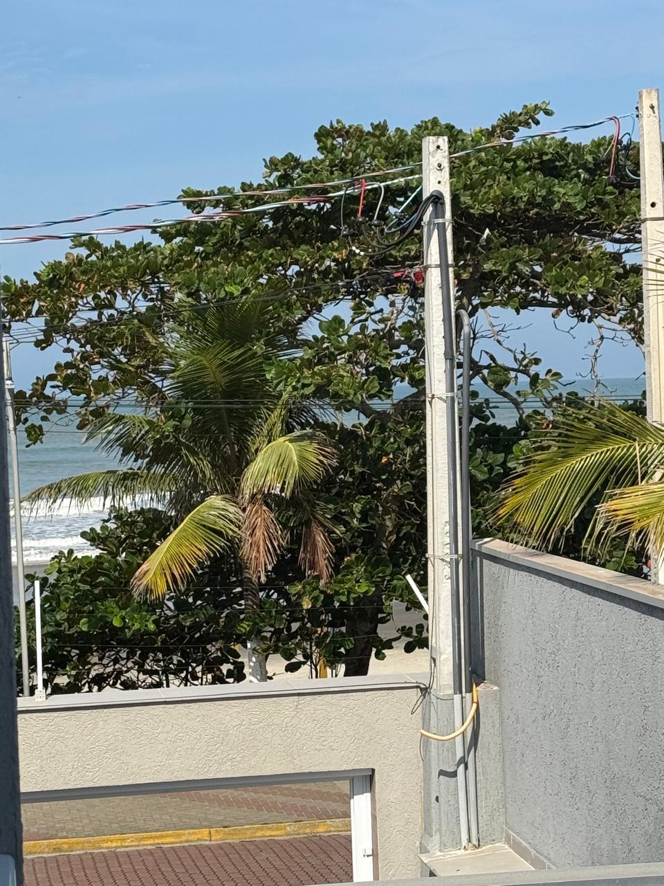 CASAS NO JD. SUARÃO - ITANHAÉM - LADO PRAIA - FRENTE MAR - foto 16